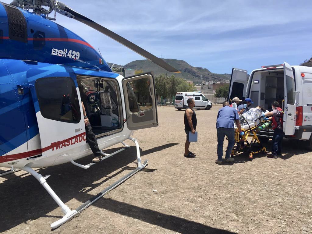 Cae barda sobre dos menores en una escuela de Hidalgo Cae barda sobre dos menores en una escuela de Hidalgo