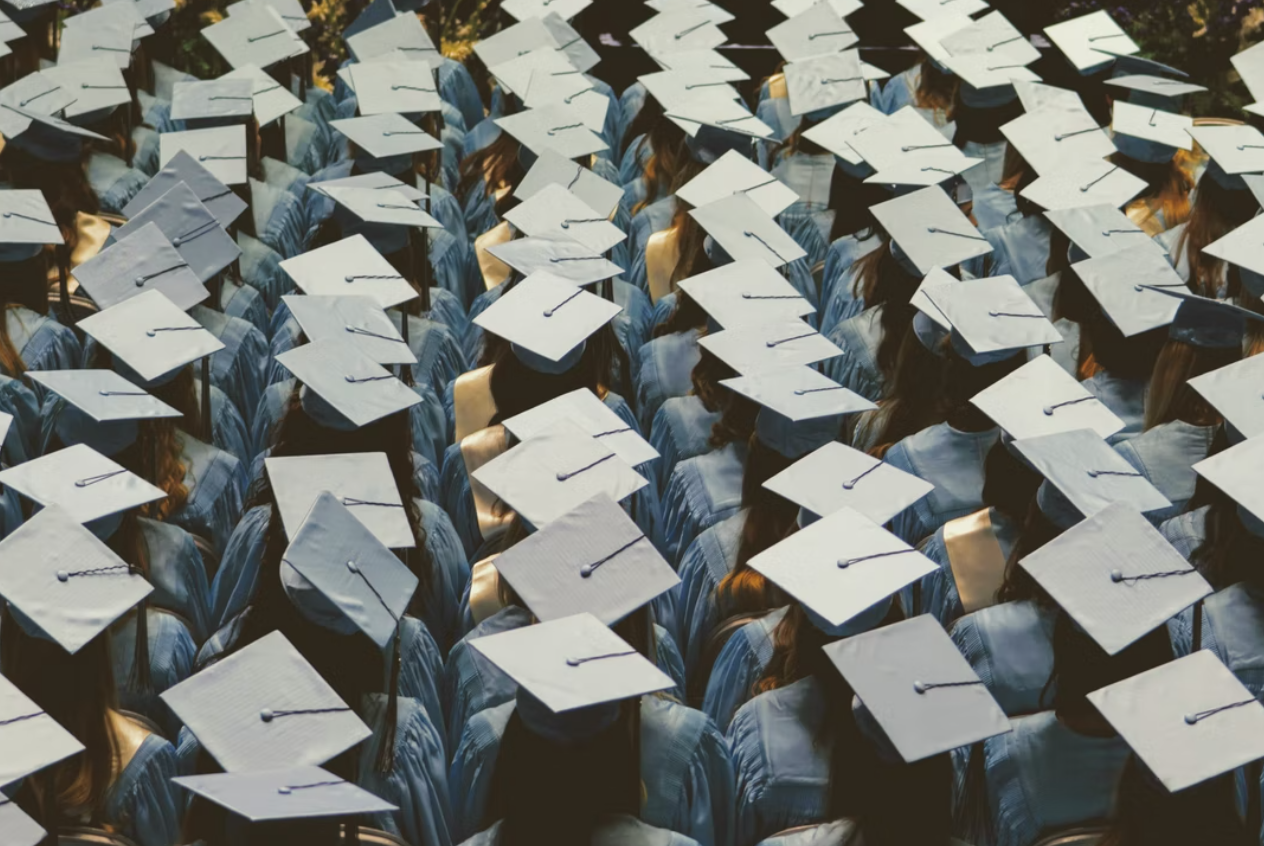 Cinco mil jóvenes del Programa Lazos IAP se gradúan