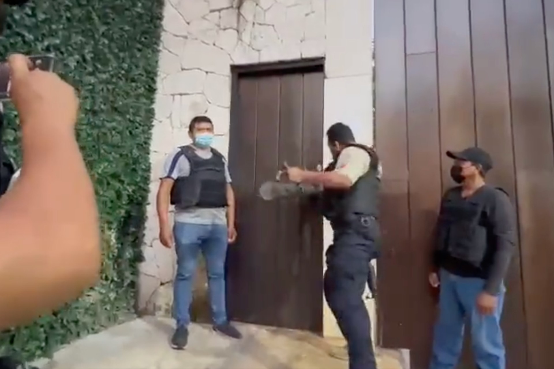 Catean casa de ‘Alito’ Moreno en Campeche