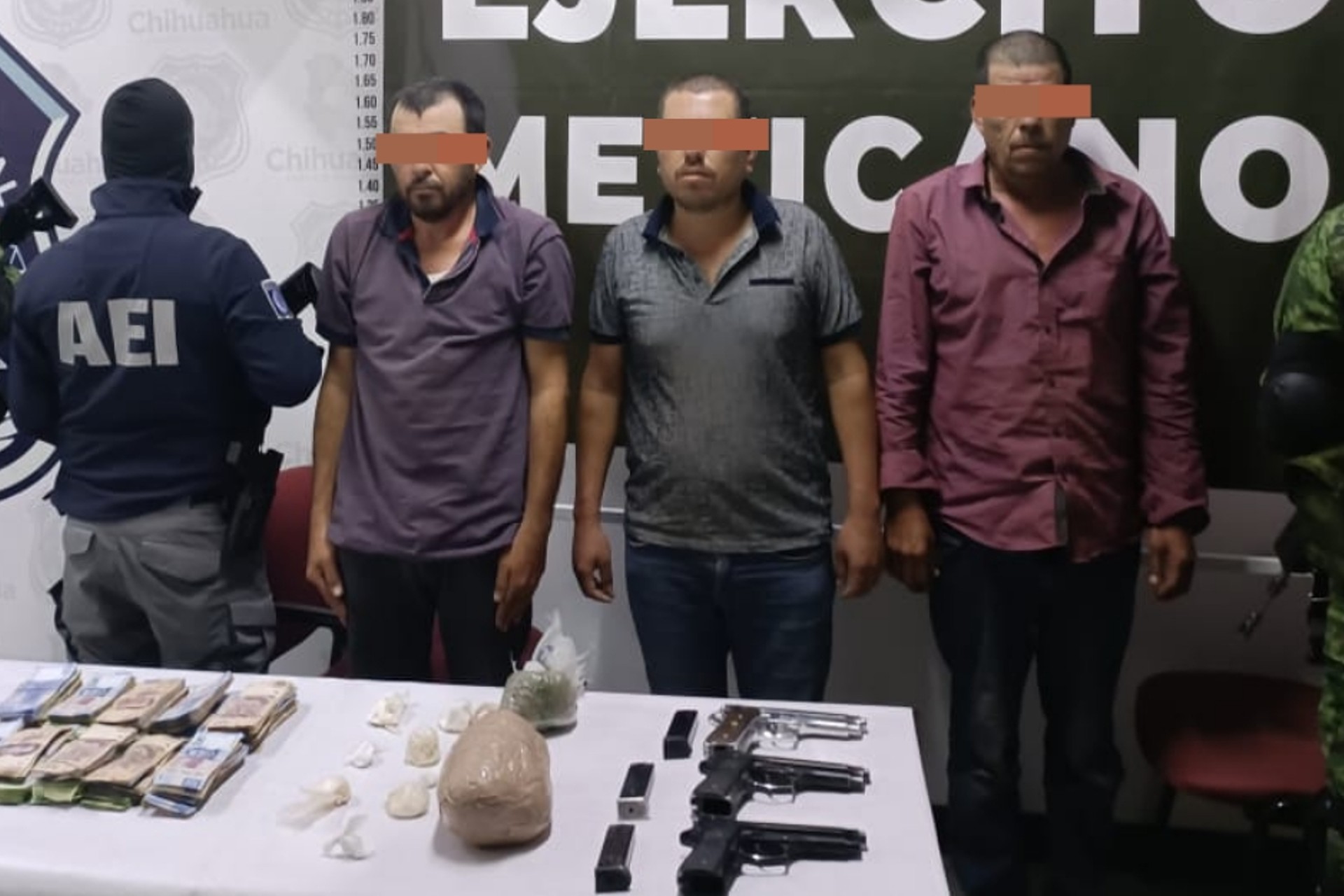 Detienen en Chihuahua a primo hermano de ‘El Chueco’; le aseguraron armas, drogas y dinero Detienen en Chihuahua a primo hermano de ‘El Chueco’; le aseguraron armas, drogas y dinero