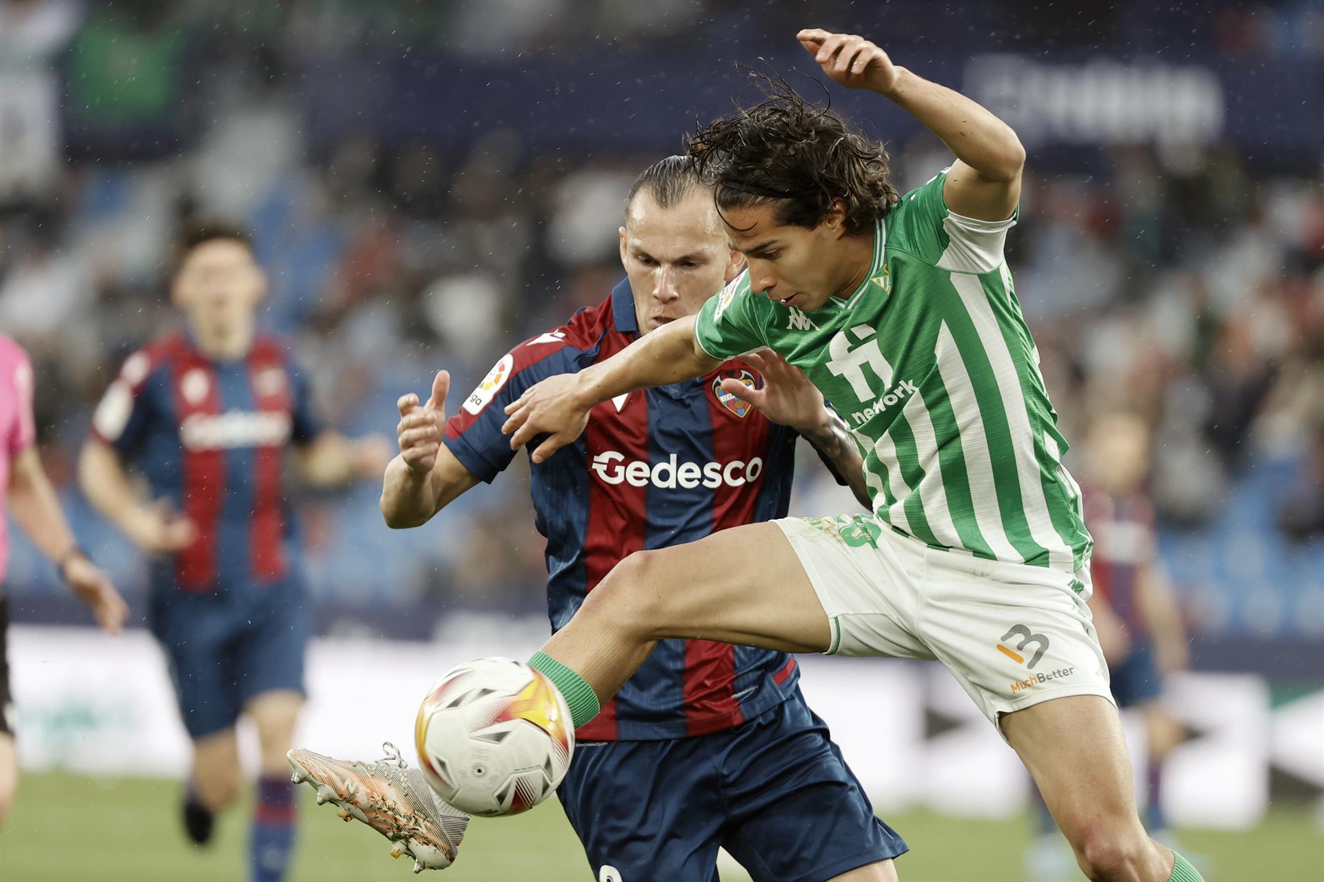 Diego Lainez será cedido al Braga de Portugal