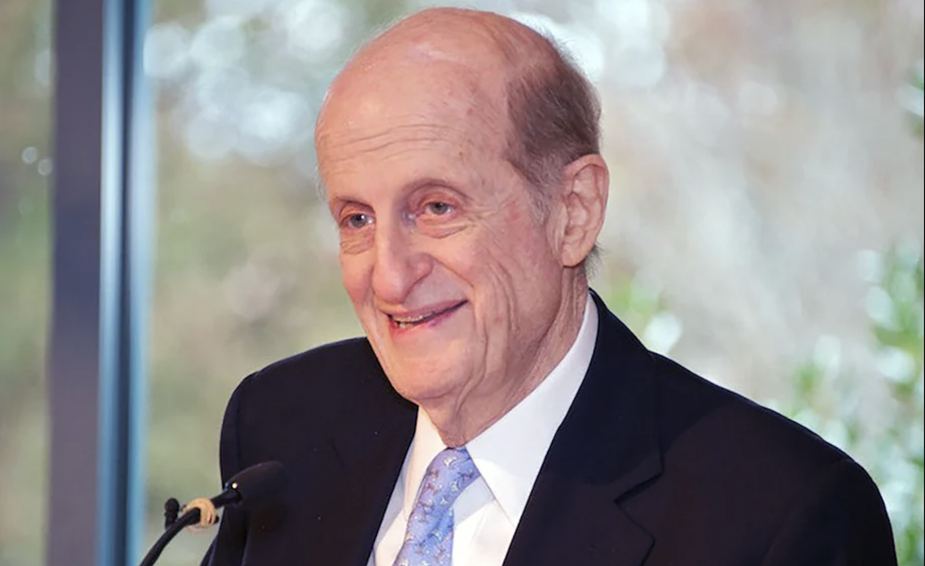 Murió Eli N. Evans destacado escritor y poeta judío Murió Eli N. Evans destacado escritor y poeta judío