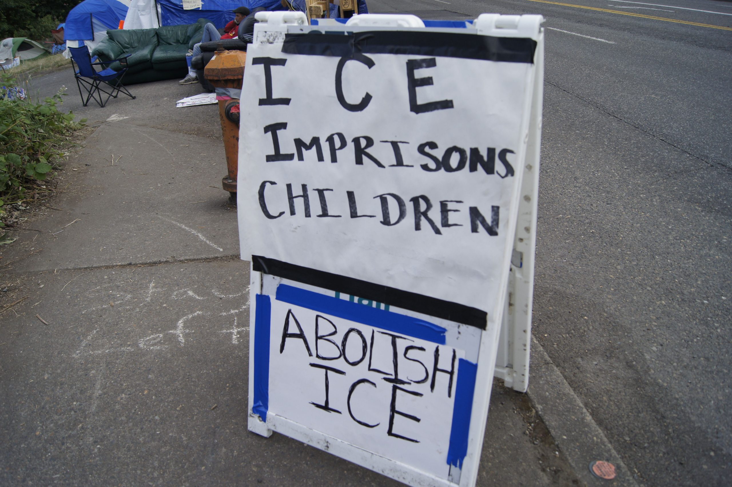 Denuncian “redadas digitales” de migrantes localizándolos por sus celulares Denuncian “redadas digitales” de migrantes localizándolos por sus celulares