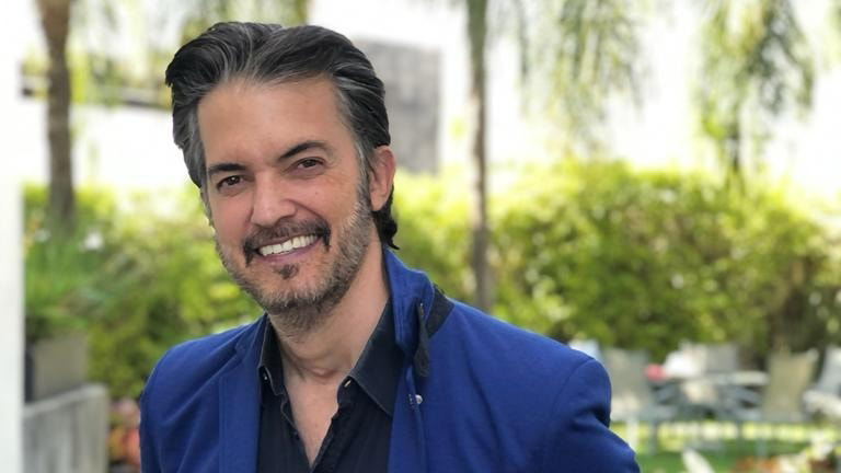 Dan último adiós a Fernando del Solar; será cremado y sus cenizas esparcidas en el mar Dan último adiós a Fernando del Solar; será cremado y sus cenizas esparcidas en el mar