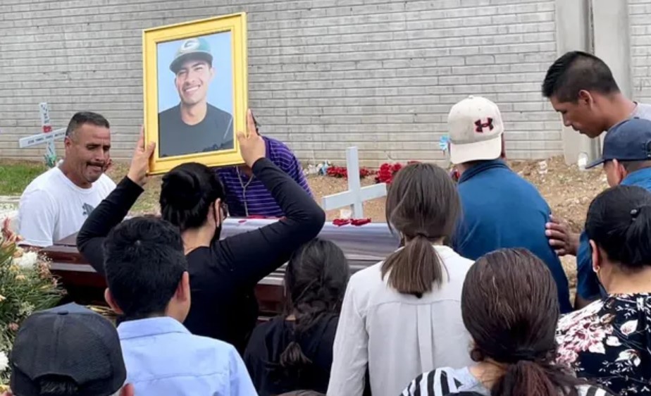 Sepultan en Chihuahua a joven asesinado por ‘El Chueco’ Sepultan en Chihuahua a joven asesinado por ‘El Chueco’