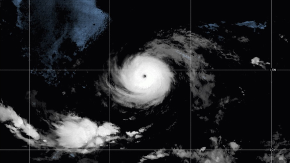 Huracán Darby se intensifica a huracán de categoría 3; no afectará a México