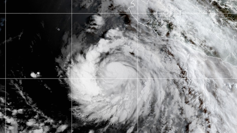 Huracán Estelle ocasionará fuertes lluvias en Nayarit y Jalisco; podría evolucionar a categoría II este domingo