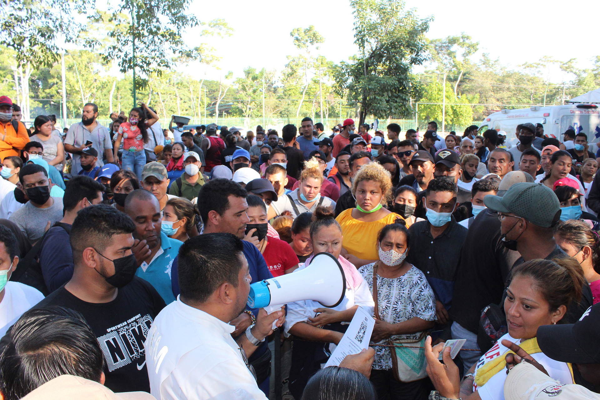 INM asegura que su oficina migratoria en Tapachula está colapsada