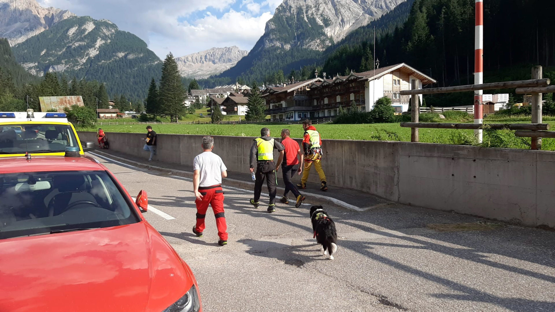 Italia busca a 14 desaparecidos en el glaciar alpino y “llora” 7 muertos