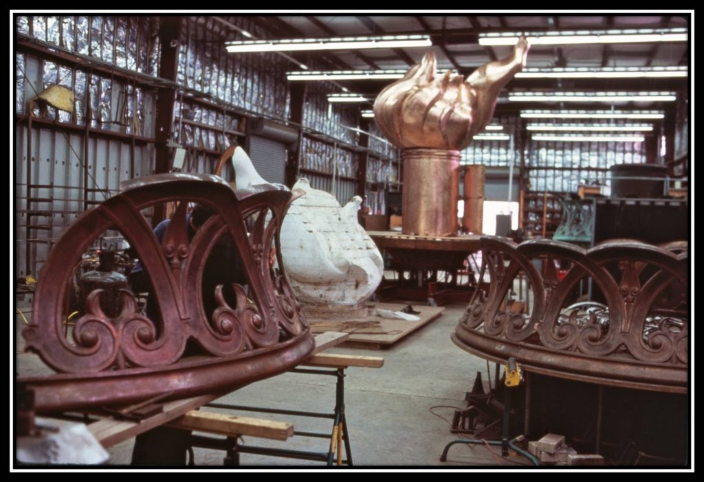 La Estatua de la Libertad: el símbolo de amistad entre Francia y Estados Unidos - la-estatua-de-la-libertad-el-simbolo-de-amistad-entre-francia-y-estados-unidos-lehrer-photo-must-be-credited-35-1024x702