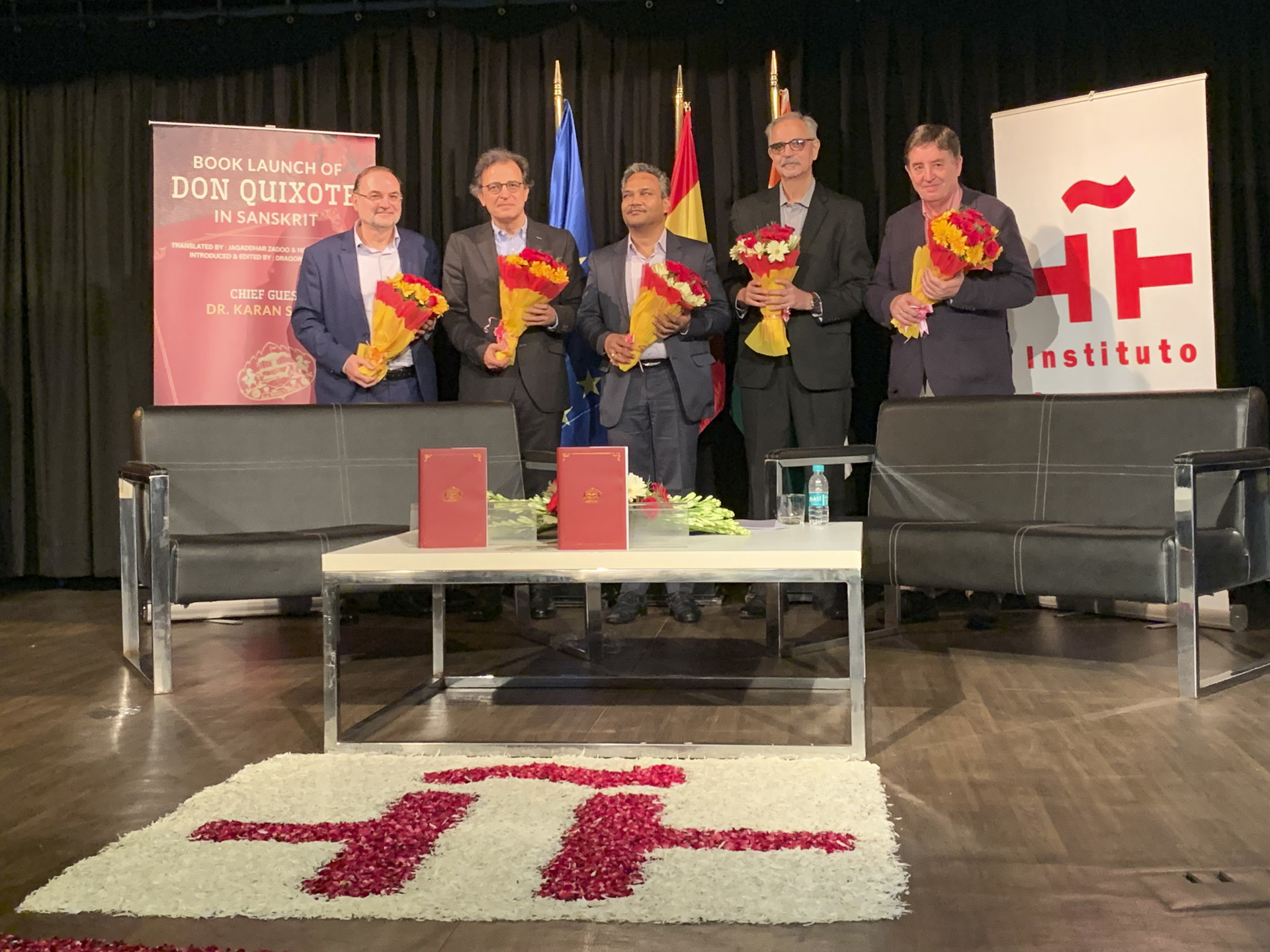 La primera versión del Quijote en sánscrito ve la luz tras 80 años de espera