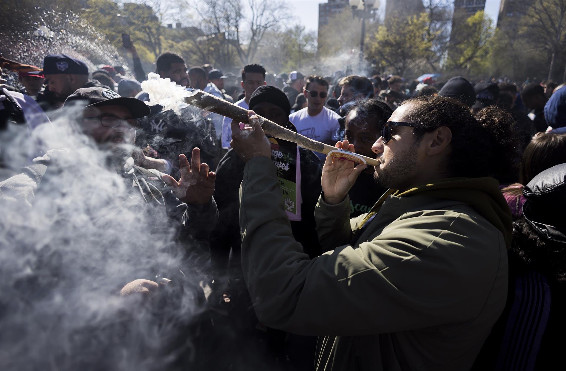 Alcalde de Nueva York dice que la ciudad huele a mariguana Alcalde de Nueva York dice que la ciudad huele a mariguana