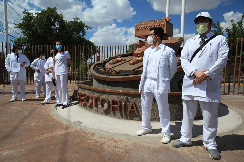 Médicos se manifiestan en Ciudad Juárez por feminicidio de doctora - protesta-de-medicos-en-ciudad-juarez2-1024x683