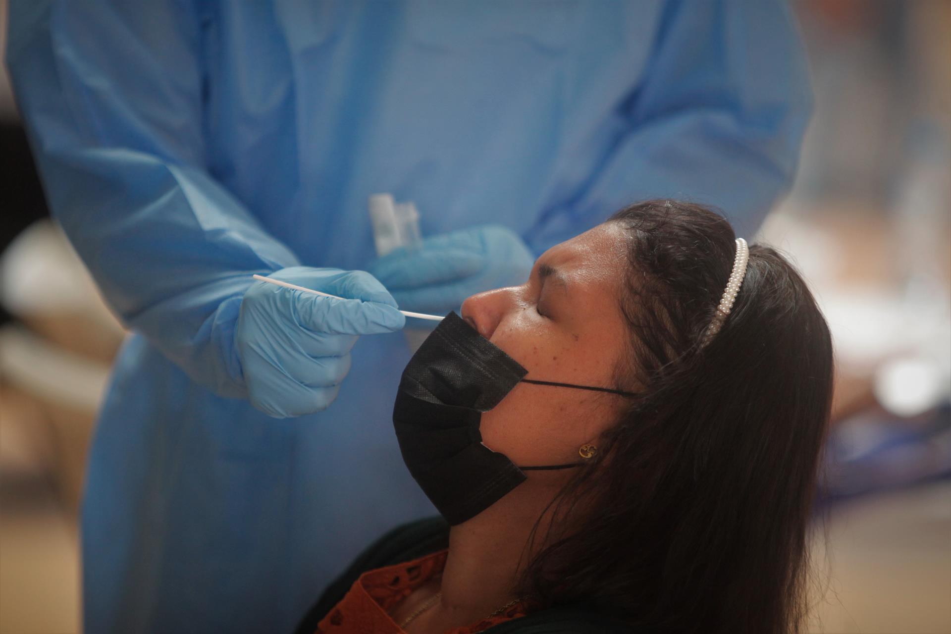 Casos de COVID-19 aumentaron 80 % a nivel mundial