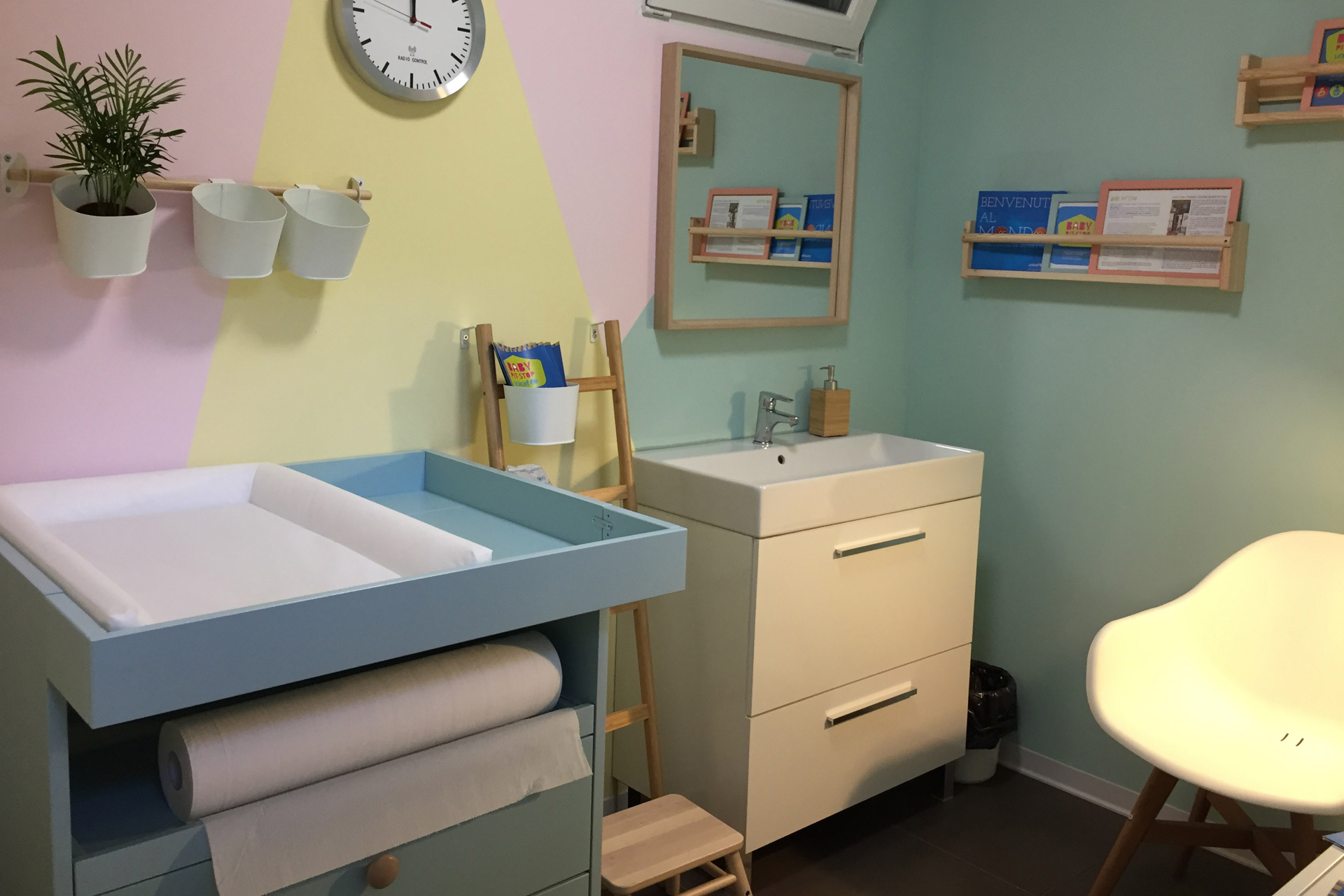 Las madres de turismo en Roma ya pueden amamantar a sus hijos en el Coliseo