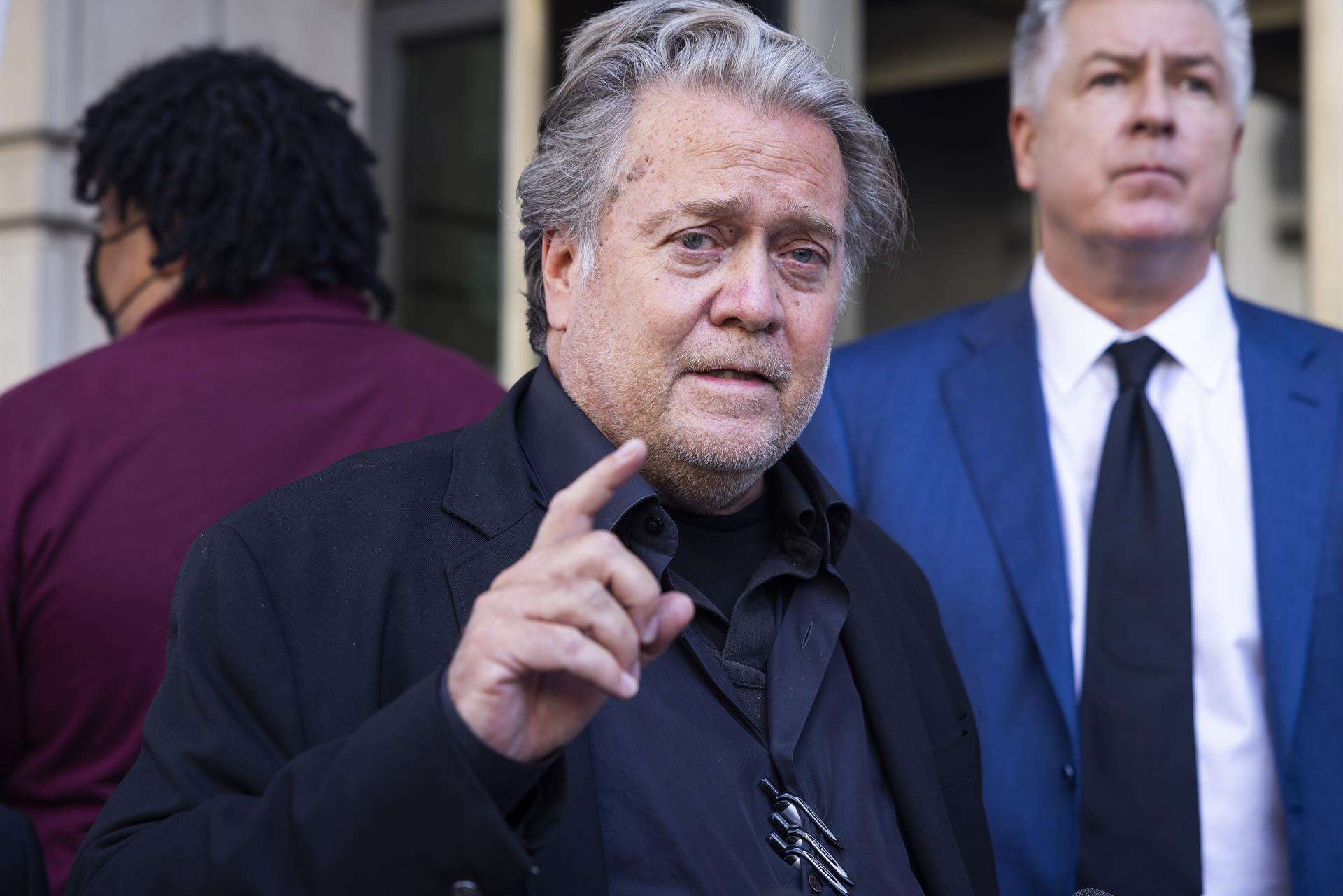 Yerno de Trump describe un ambiente “tóxico” en la Casa Blanca con Bannon Yerno de Trump describe un ambiente “tóxico” en la Casa Blanca con Bannon