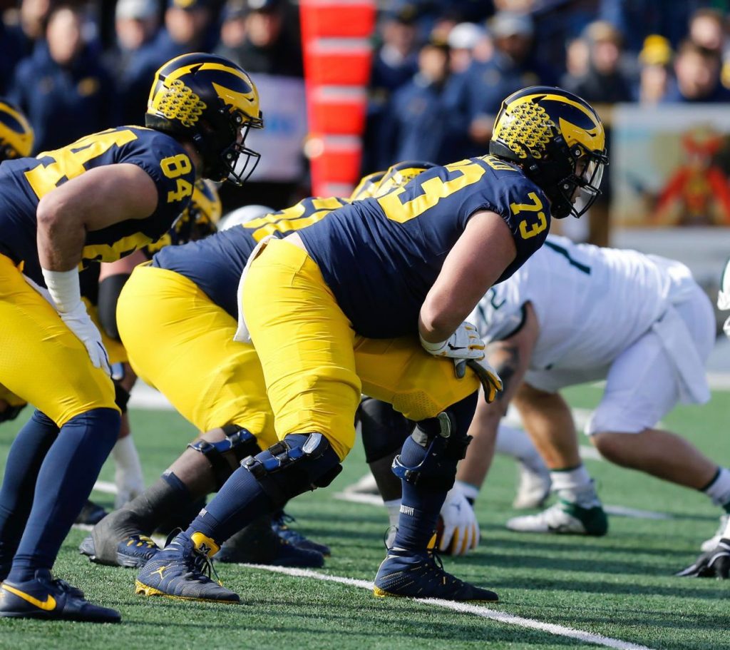 ¿Cuál es el estadio de fútbol americano más grande de los Estados Unidos? - 5-1024x911