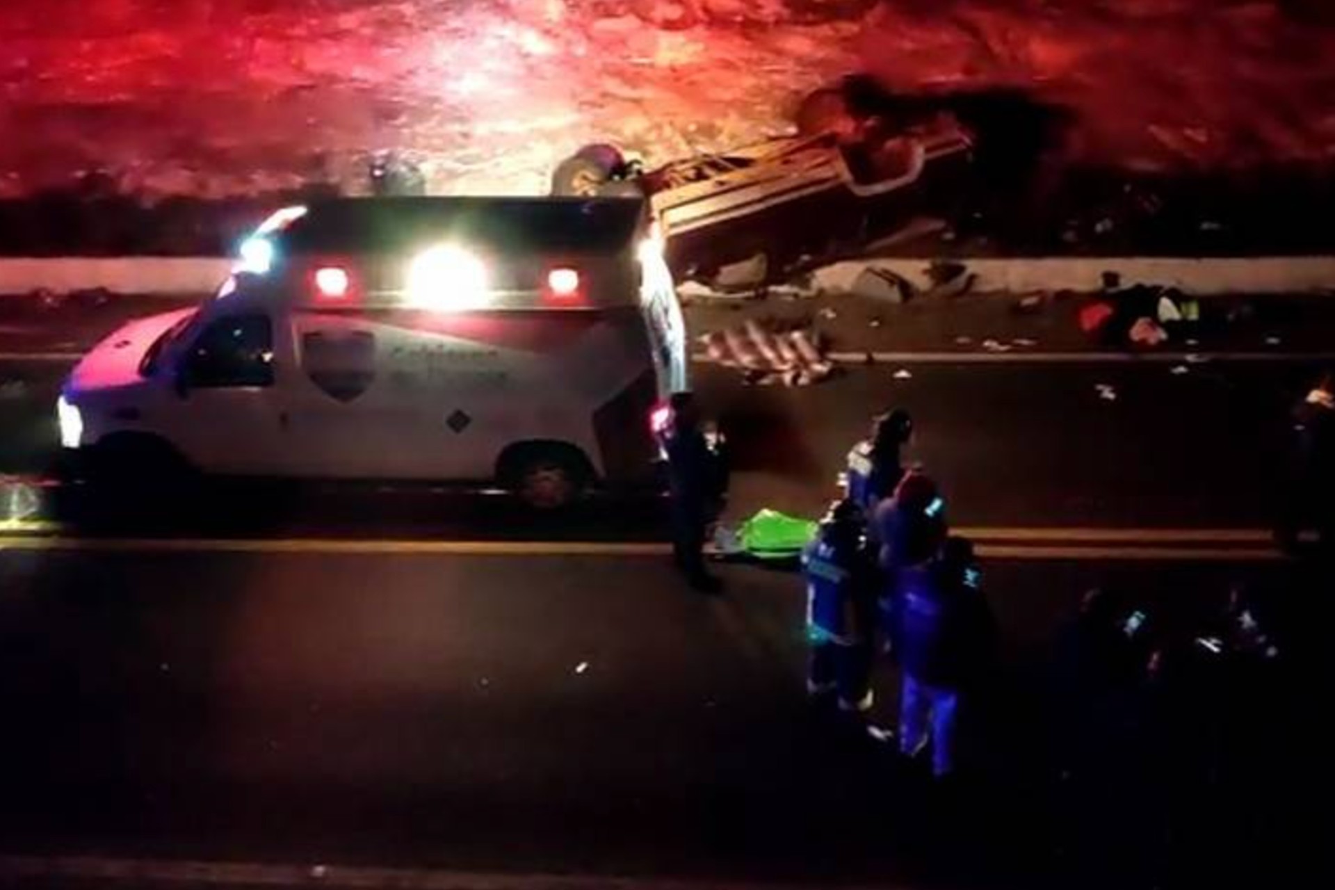 Seis migrantes muertos tras accidente carretero en Puebla Seis migrantes muertos tras accidente carretero en Puebla