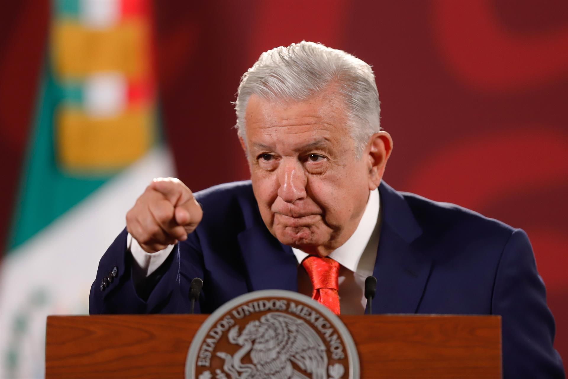 Todo indica que Estados Unidos sigue financiando a grupos opositores: AMLO Todo indica que Estados Unidos sigue financiando a grupos opositores: AMLO