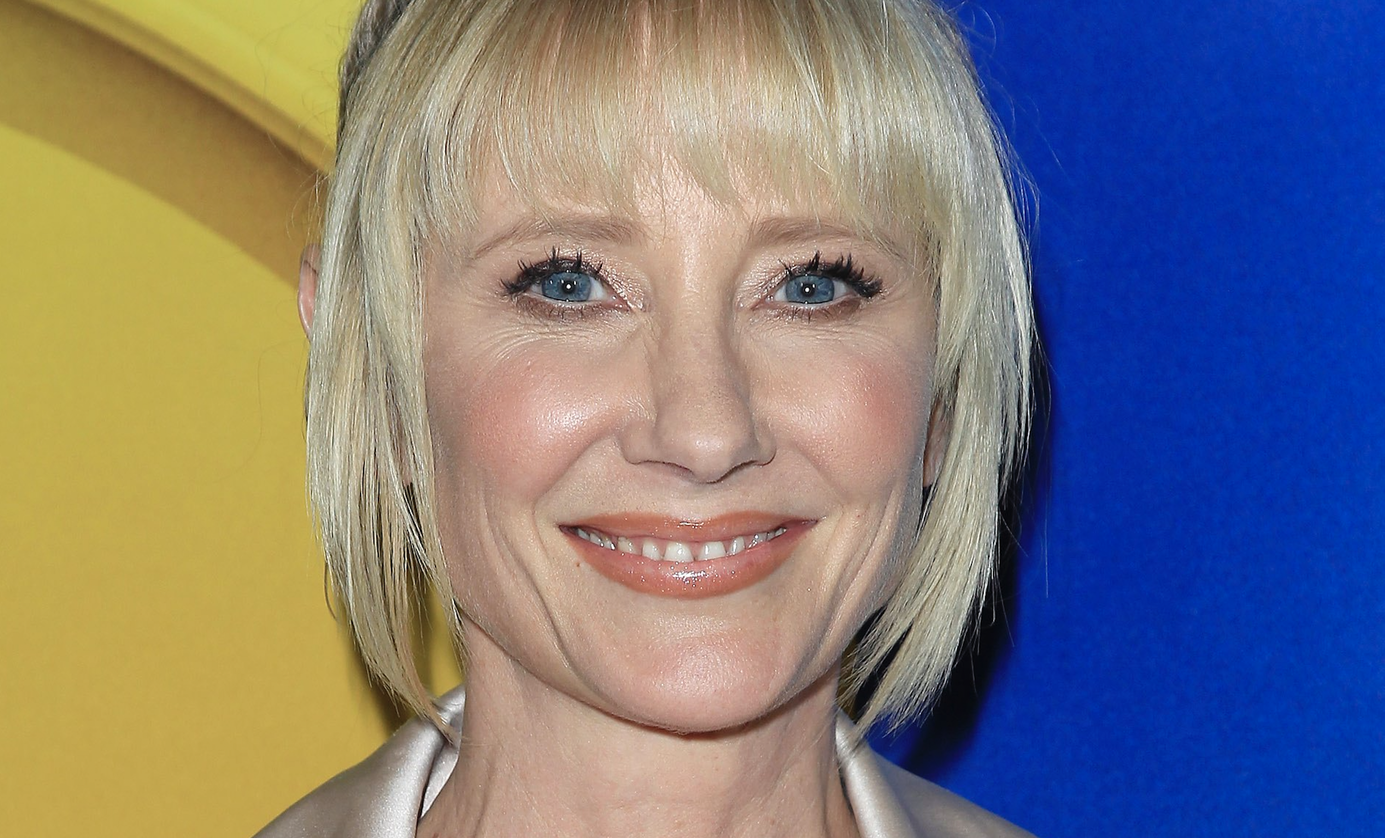 Anne Heche, en coma tras accidente de tráfico