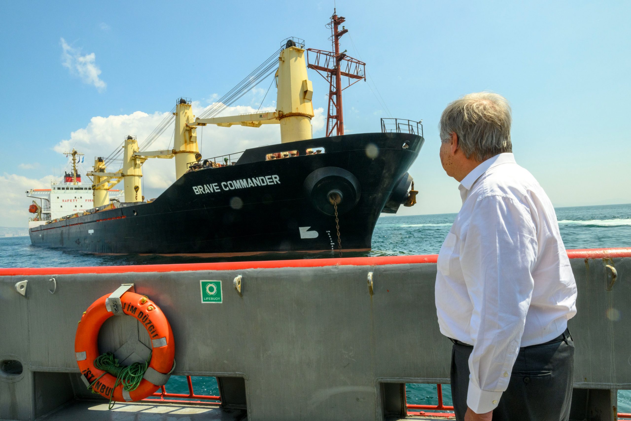 Guterres, “conmovido” tras visitar buques que exportan cereales Guterres, “conmovido” tras visitar buques que exportan cereales