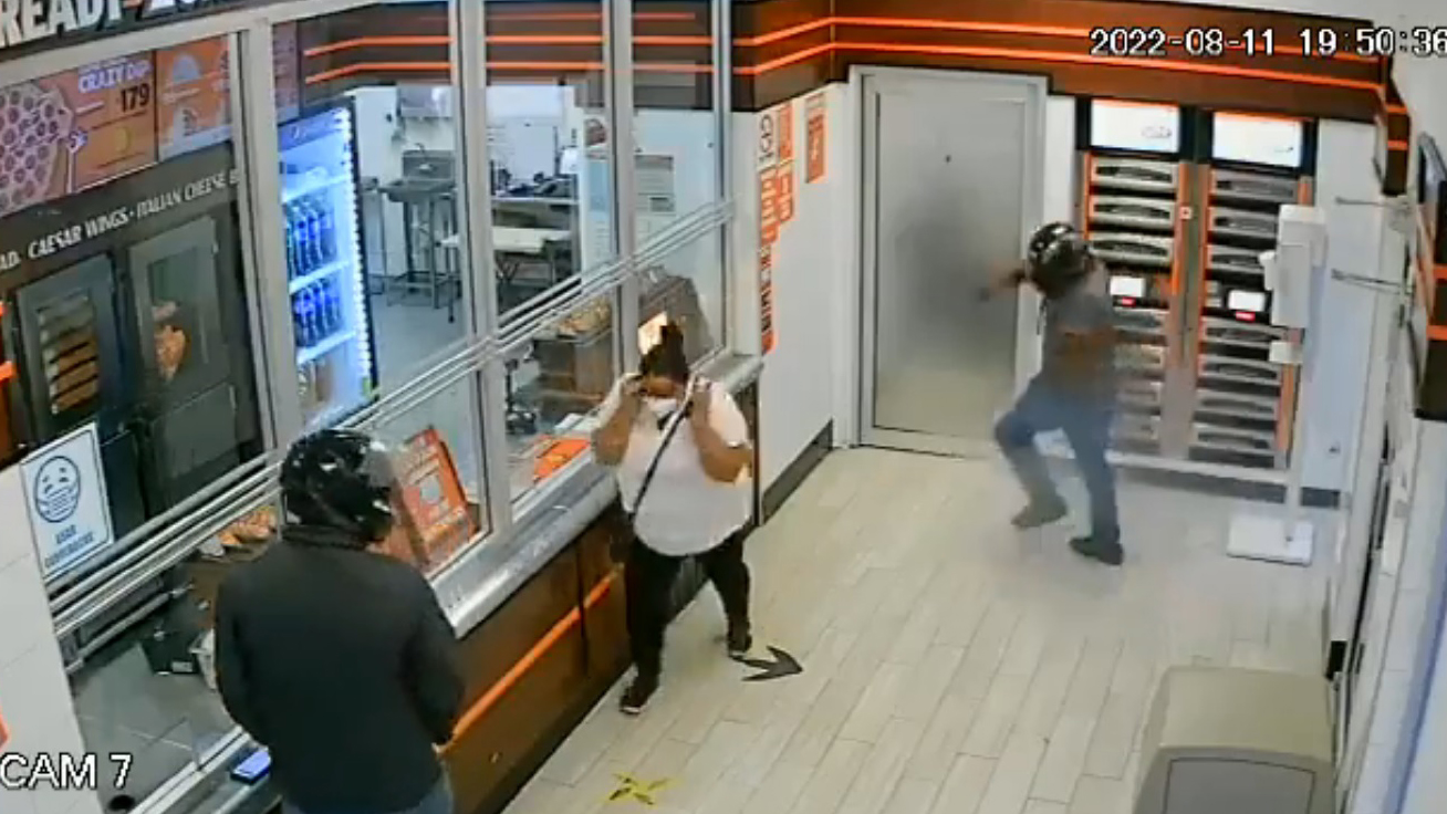 #Video Así fue el ataque a pizzería en Ciudad Juárez que dejó 4 muertos