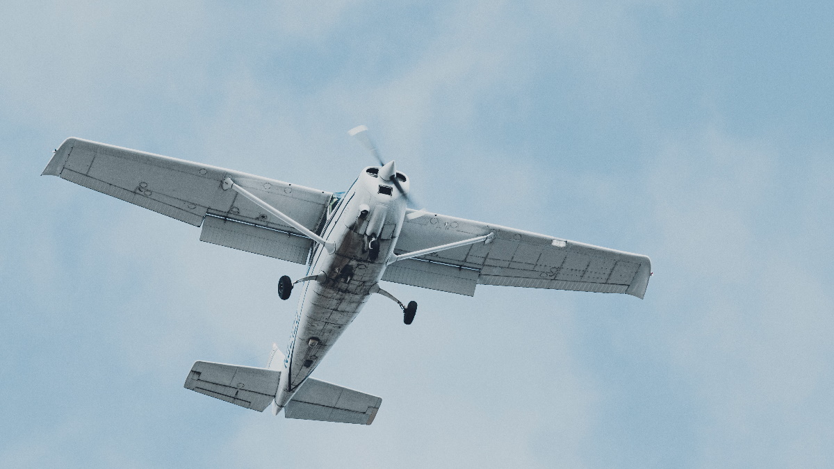 Roban aeronave decomisada por la FGR en Baja California Roban aeronave decomisada por la FGR en Baja California
