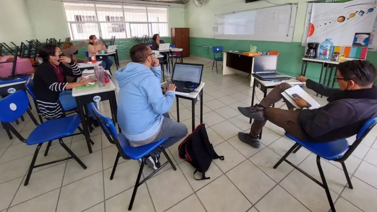 “Nuevo Plan de Estudios trata de reconocer la diversidad”, asegura el Dr. Ángel Díaz Barriga “Nuevo Plan de Estudios trata de reconocer la diversidad”, asegura el Dr. Ángel Díaz Barriga