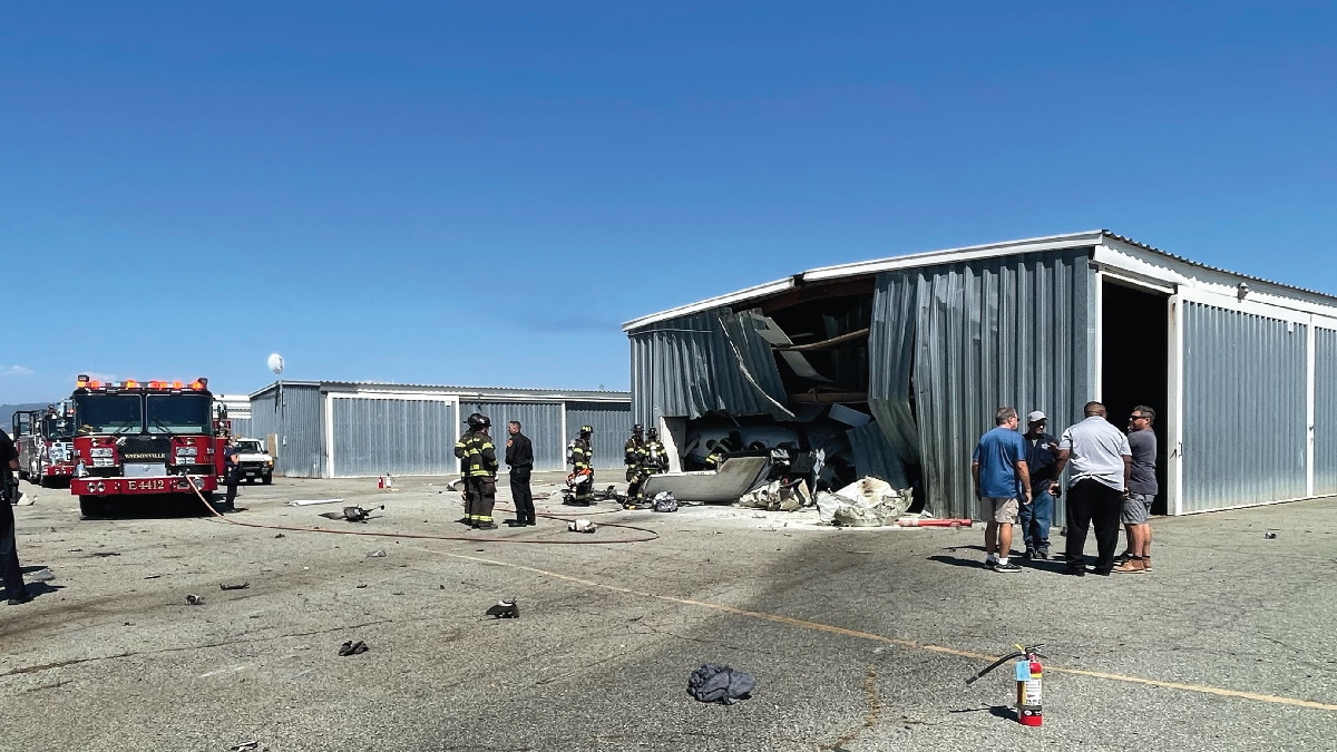 Colisión de dos aviones en vuelo causa “varias muertes” en California Colisión de dos aviones en vuelo causa “varias muertes” en California