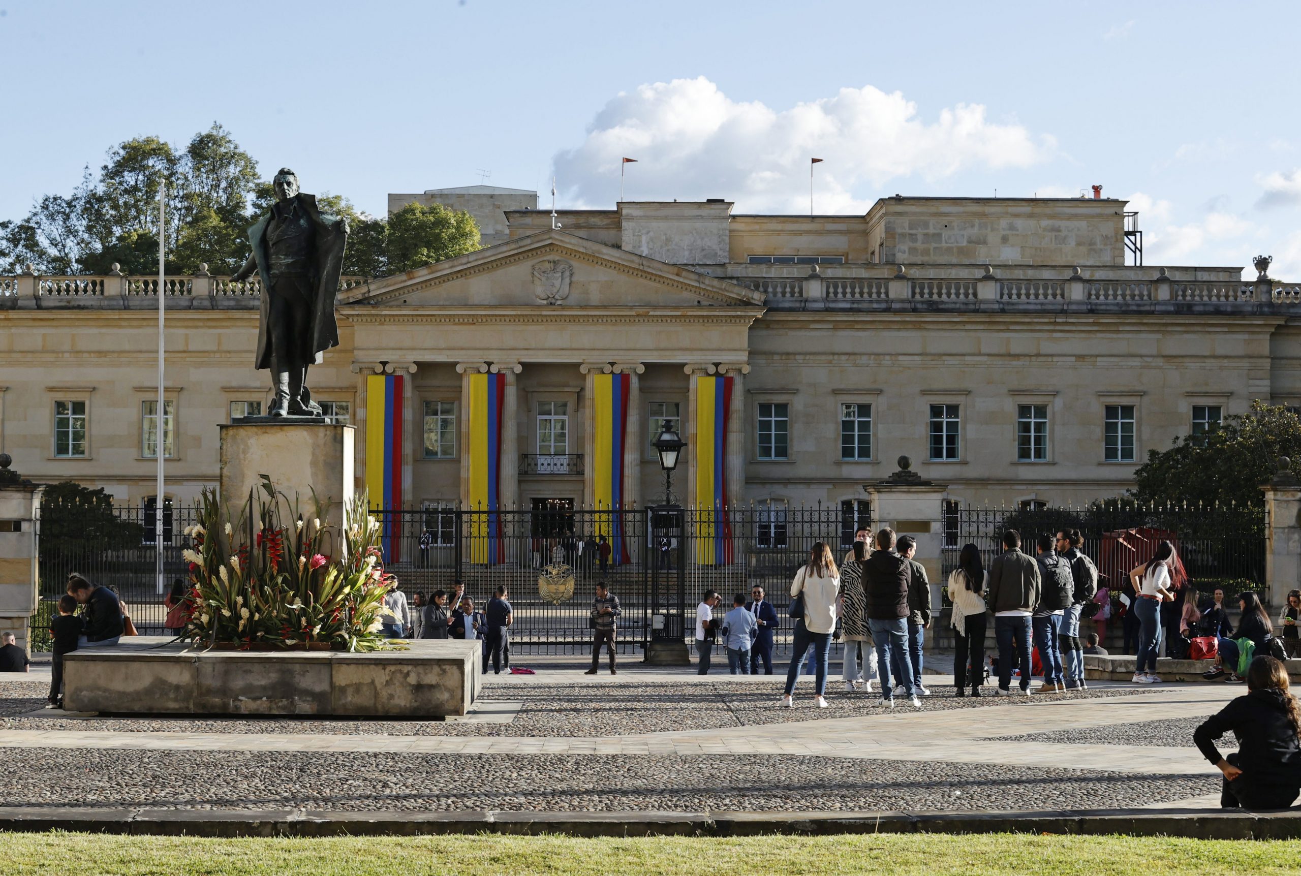 Nuevo Gobierno de Colombia abre al público las calles que circundan la Presidencia Nuevo Gobierno de Colombia abre al público las calles que circundan la Presidencia