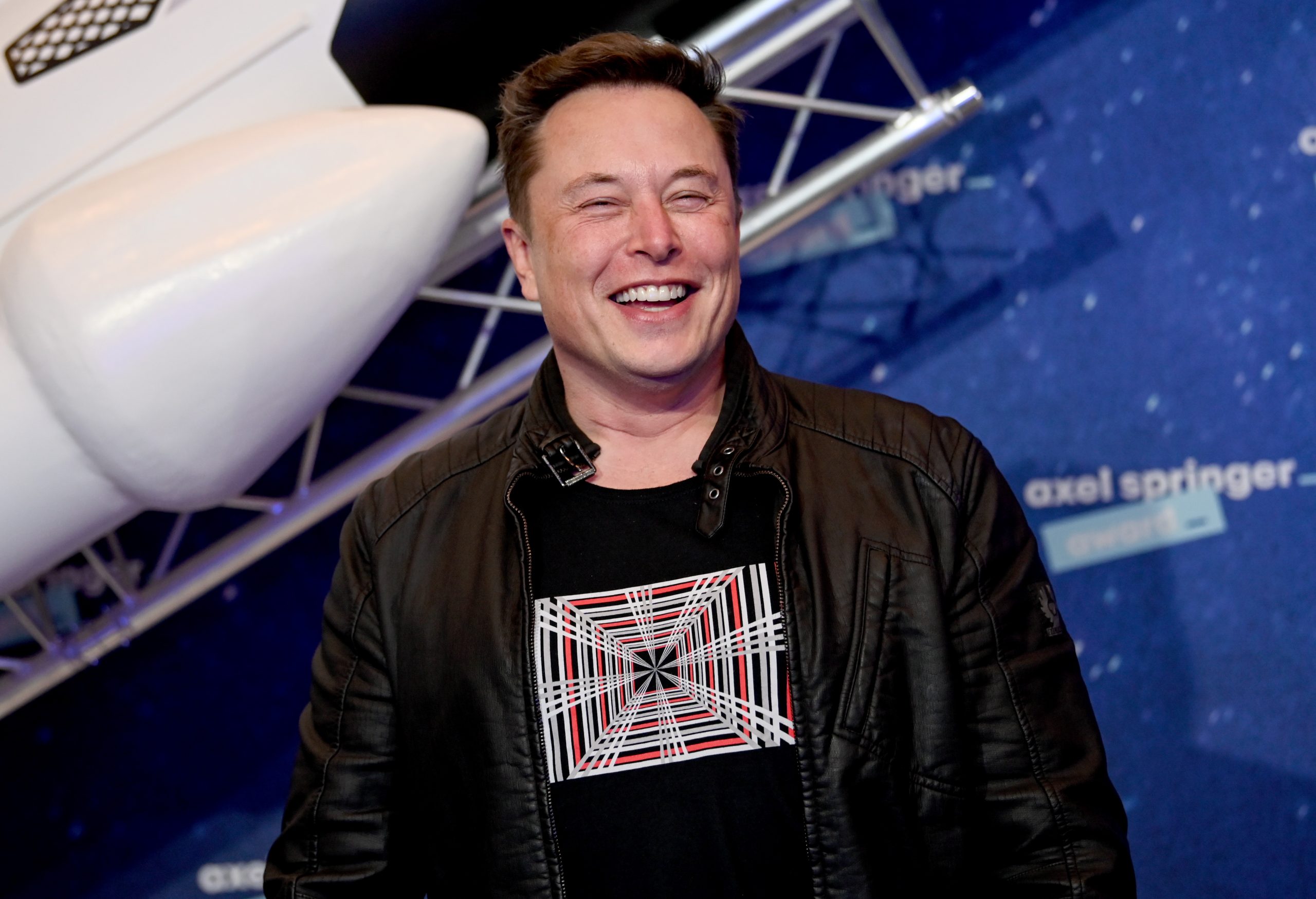 Musk vendió acciones de Tesla por 6 mil 500 mdd en tres días