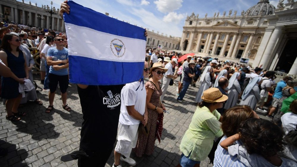 Papa Francisco expresa su preocupación por la situación en Nicaragua y pide diálogo