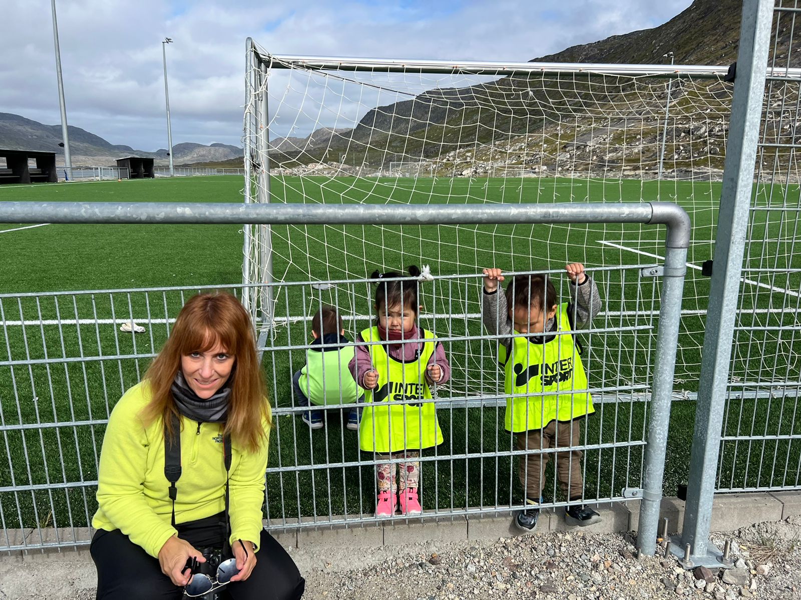 Fútbol, el deporte más popular en Groenlandia, el país más congelado en el círculo polar Ártico, por Ivonne Frid Fútbol, el deporte más popular en Groenlandia, el país más congelado en el círculo polar Ártico, por Ivonne Frid
