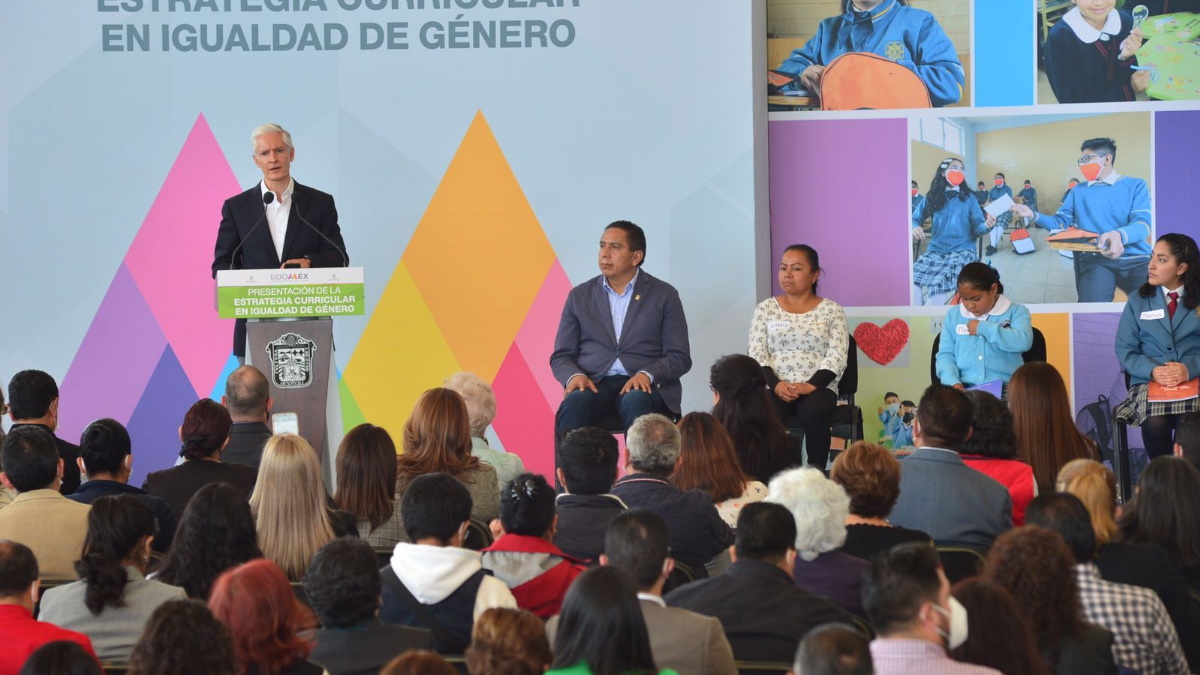Gobernador Del Mazo presenta la Estrategia Curricular en Igualdad de Género