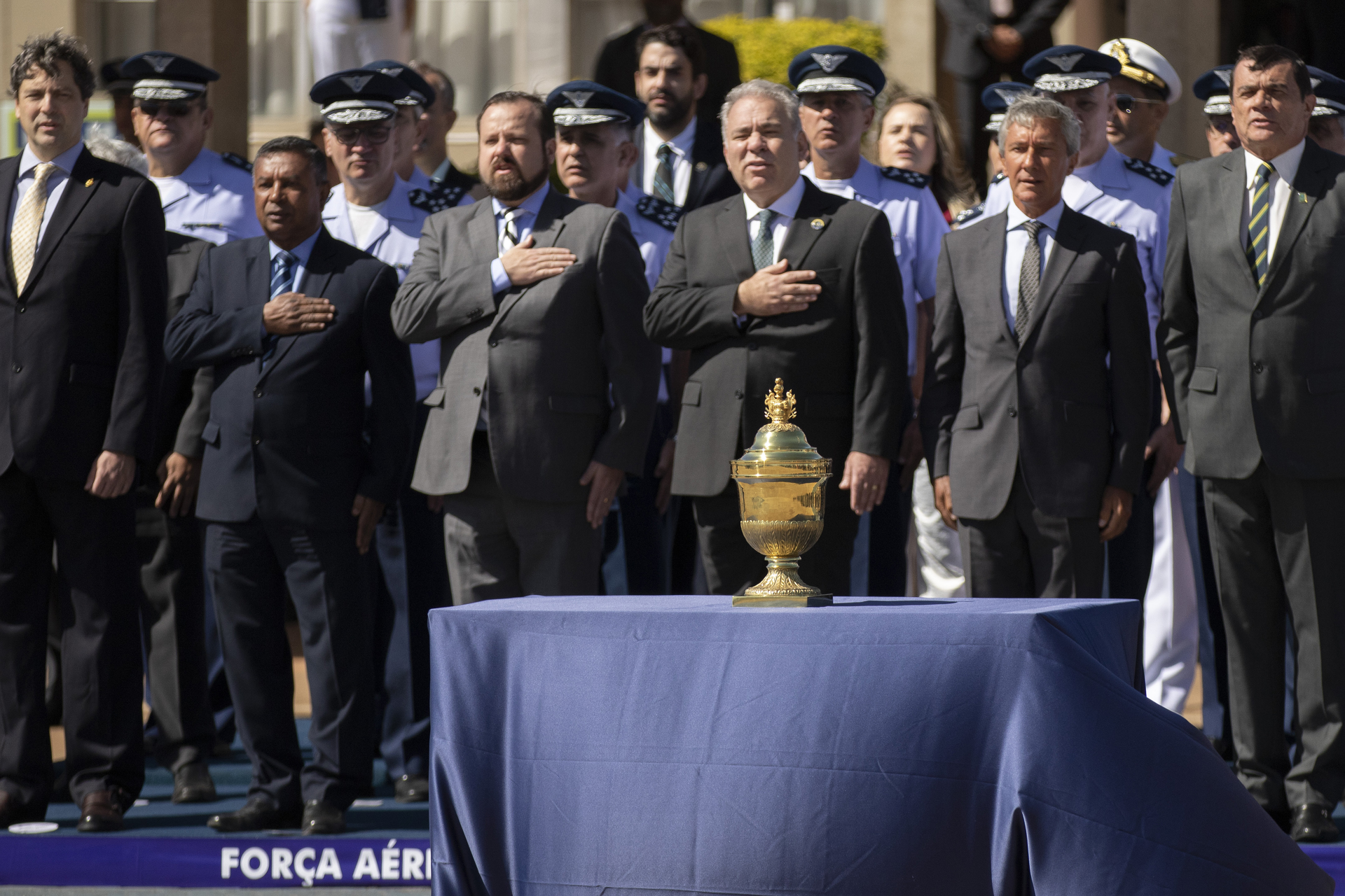 Llega a Brasil corazón de Pedro I para el Bicentenario de la Independencia