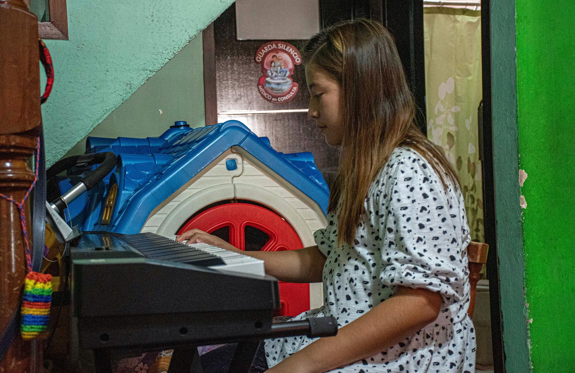 Niña genio mexicana estudiará Medicina en EE.UU. a sus 10 años Niña genio mexicana estudiará Medicina en EE.UU. a sus 10 años