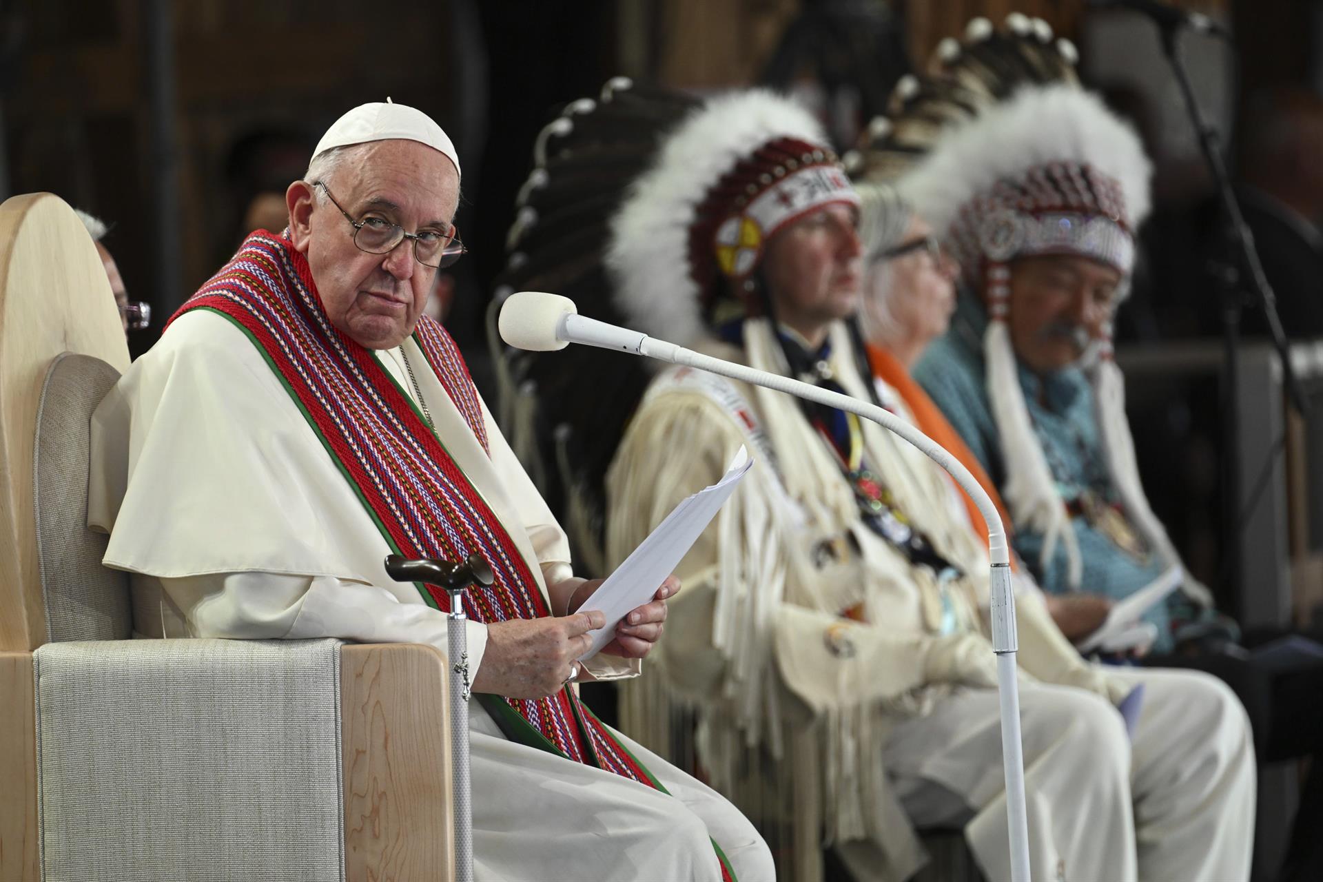 Testimonios en Canadá fueron como “bofetadas”, reconoce el papa Francisco Testimonios en Canadá fueron como “bofetadas”, reconoce el papa Francisco
