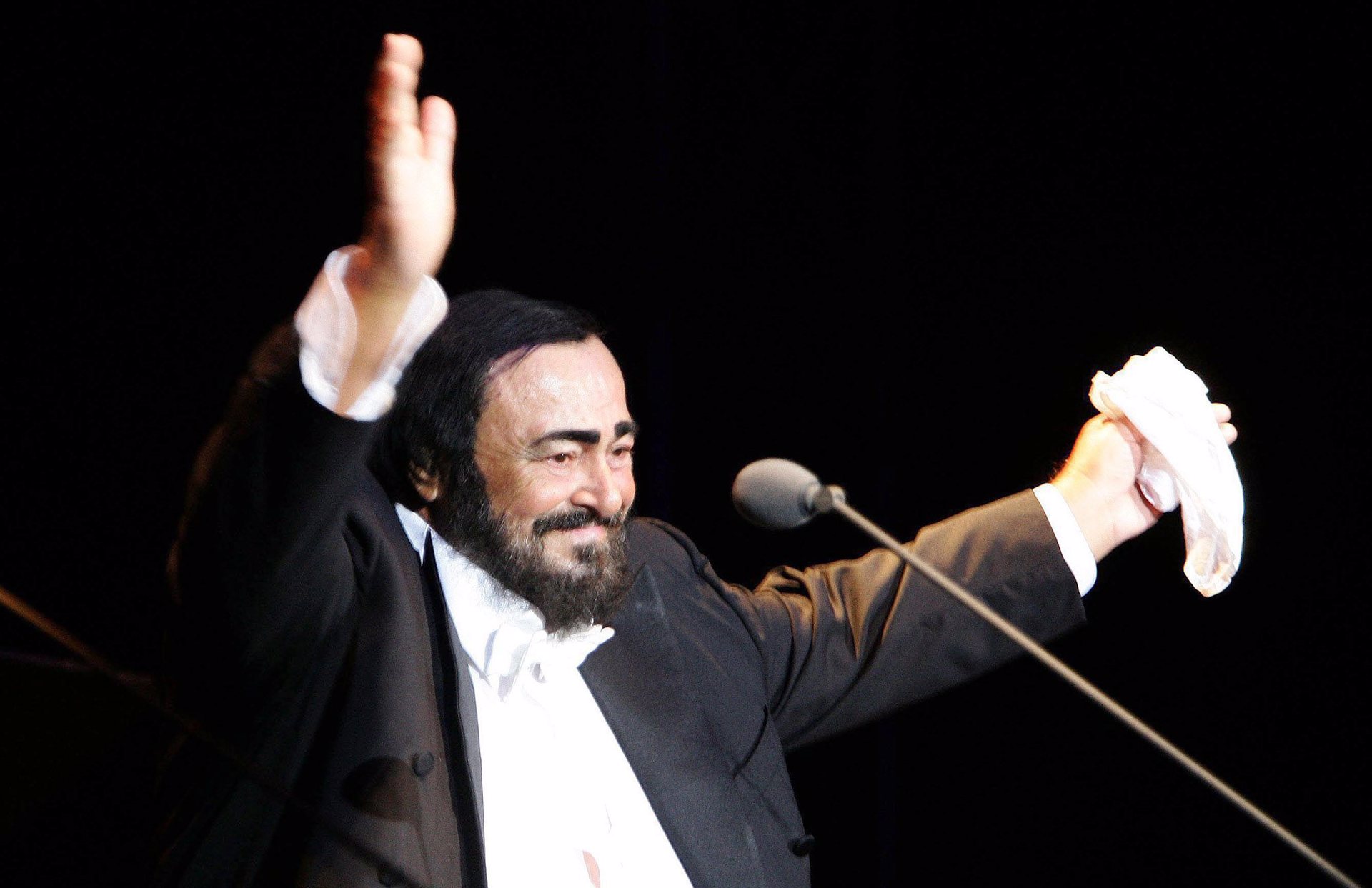 Hollywood coloca una estrella de Pavarotti 15 años después de su muerte Hollywood coloca una estrella de Pavarotti 15 años después de su muerte