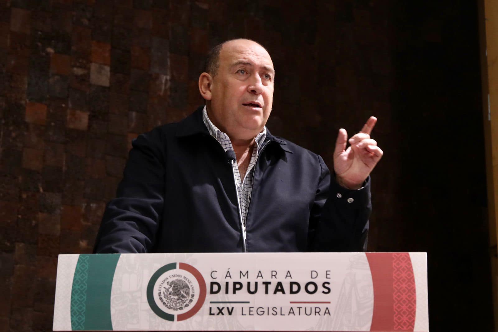 Va por México mantendrá moratoria constitucional en próximo periodo ordinario de sesiones: Moreira Va por México mantendrá moratoria constitucional en próximo periodo ordinario de sesiones: Moreira