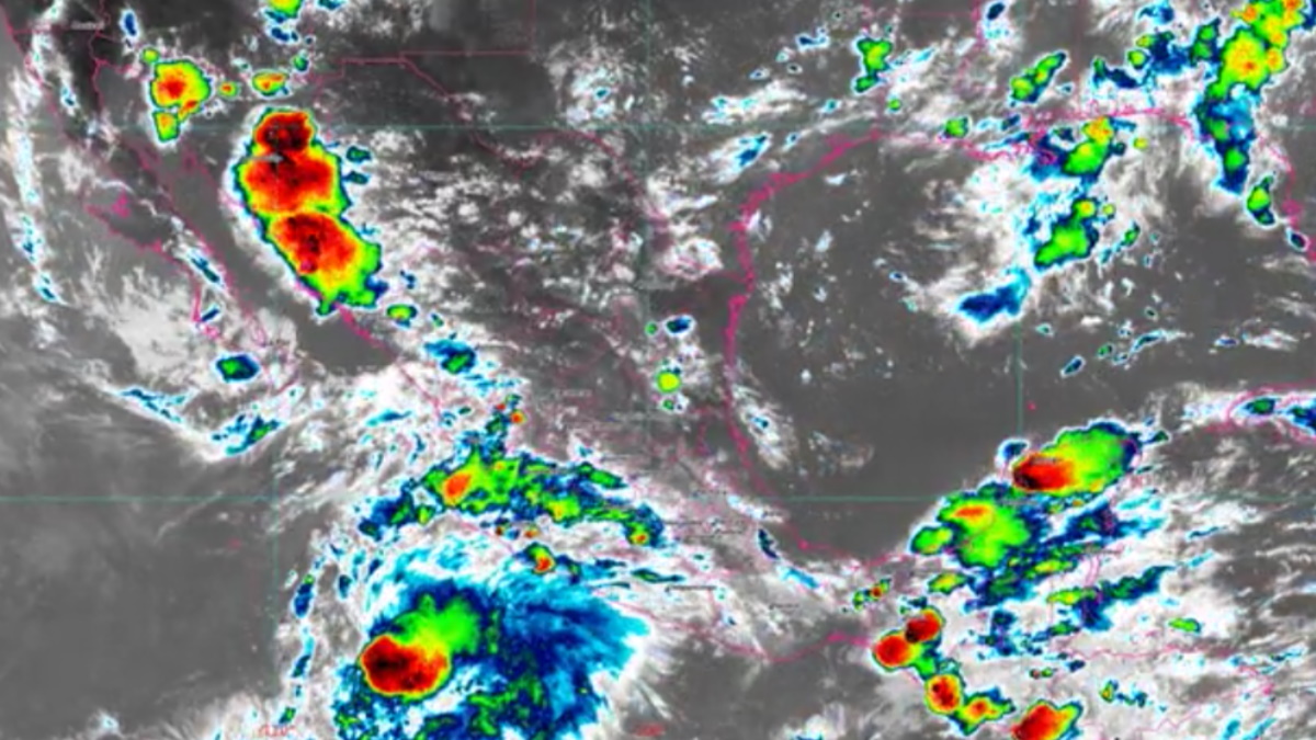 Se forma la tormenta tropical Howard al sur de la Península de Baja California