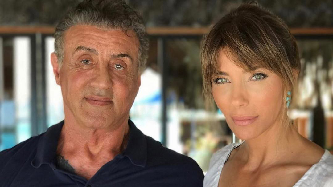 Jennifer Flavin pide el divorcio a Sylvester Stallone tras 25 años de matrimonio Jennifer Flavin pide el divorcio a Sylvester Stallone tras 25 años de matrimonio