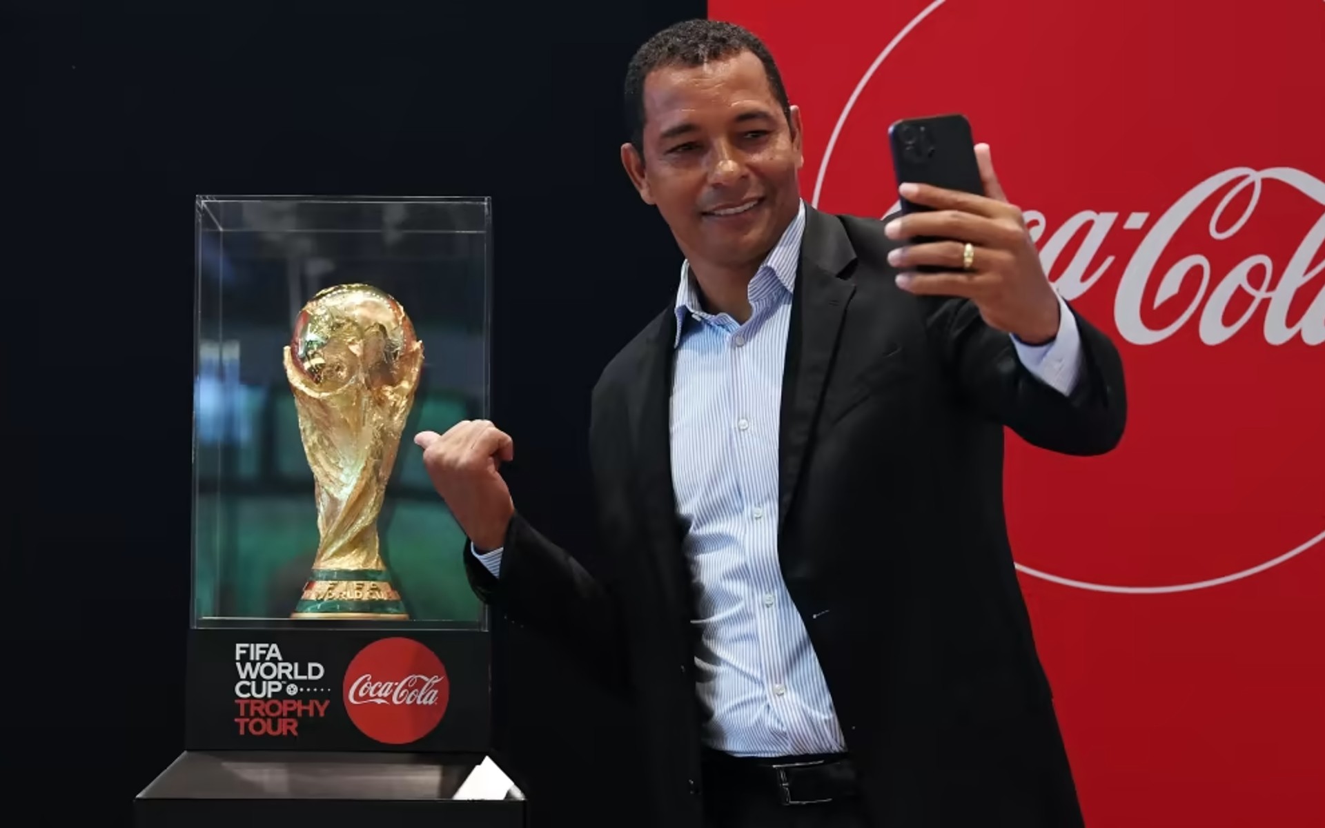 FIFA llevará trofeo de la Copa del Mundo a las 32 naciones clasificadas
