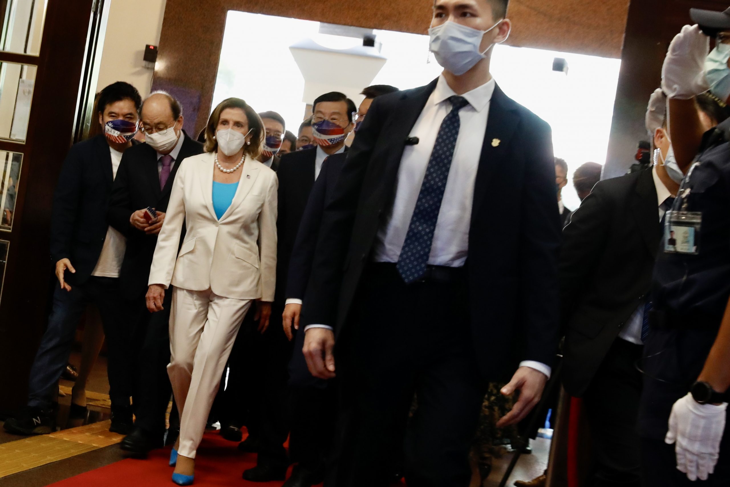 China convoca a embajador de EE.UU. para protestar por viaje de Pelosi China convoca a embajador de EE.UU. para protestar por viaje de Pelosi