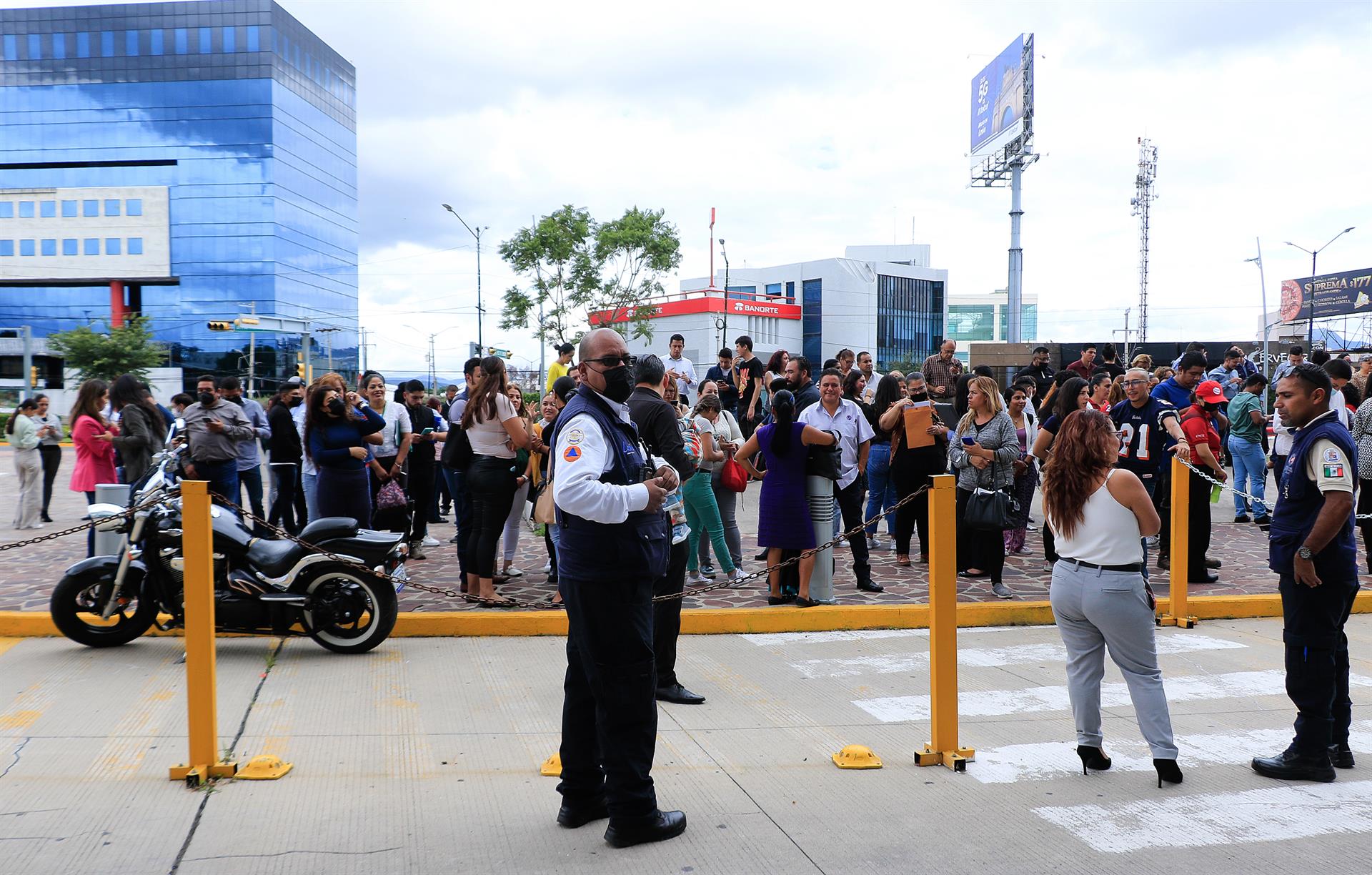 Presidente de Cuba envía un mensaje de solidaridad a México por el sismo Presidente de Cuba envía un mensaje de solidaridad a México por el sismo