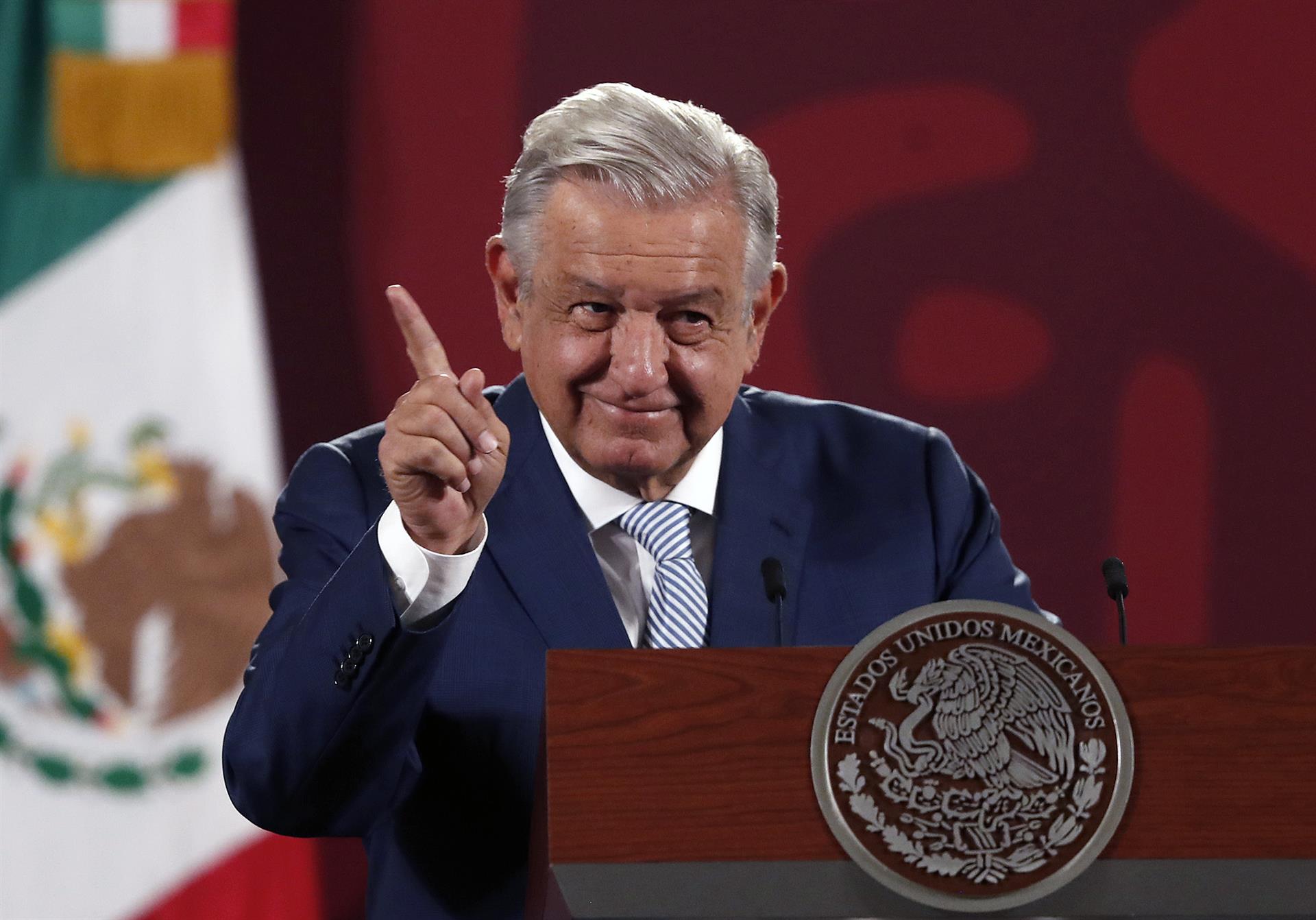 Aprueba el 62.9% de la población gestión de López Obrador: TResearch