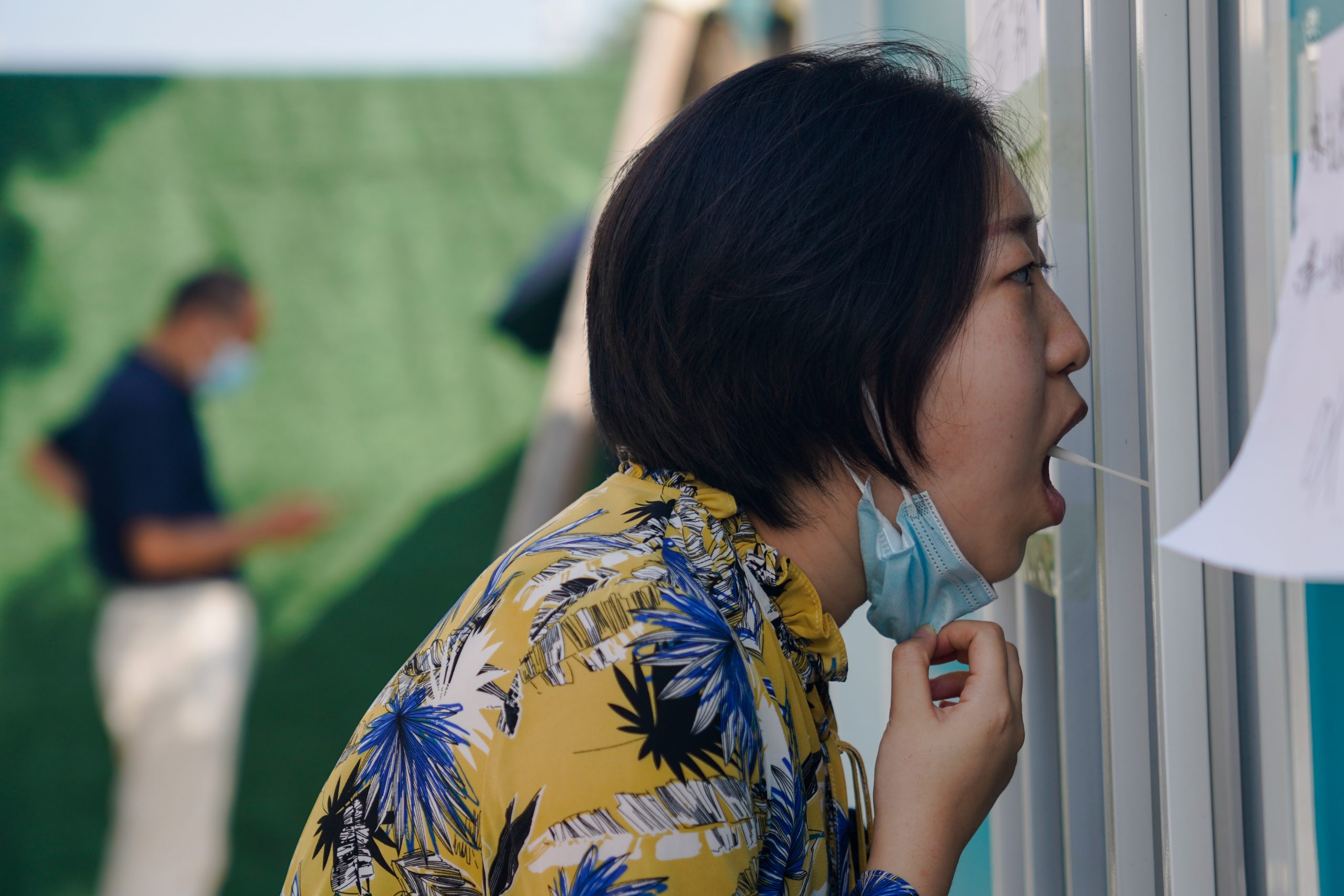 Uno de cada tres infectados de COVID-19 sin vacuna no tienen anticuerpos un año después