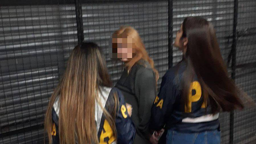 Detienen a novia del atacante de Cristina Fernández Detienen a novia del atacante de Cristina Fernández