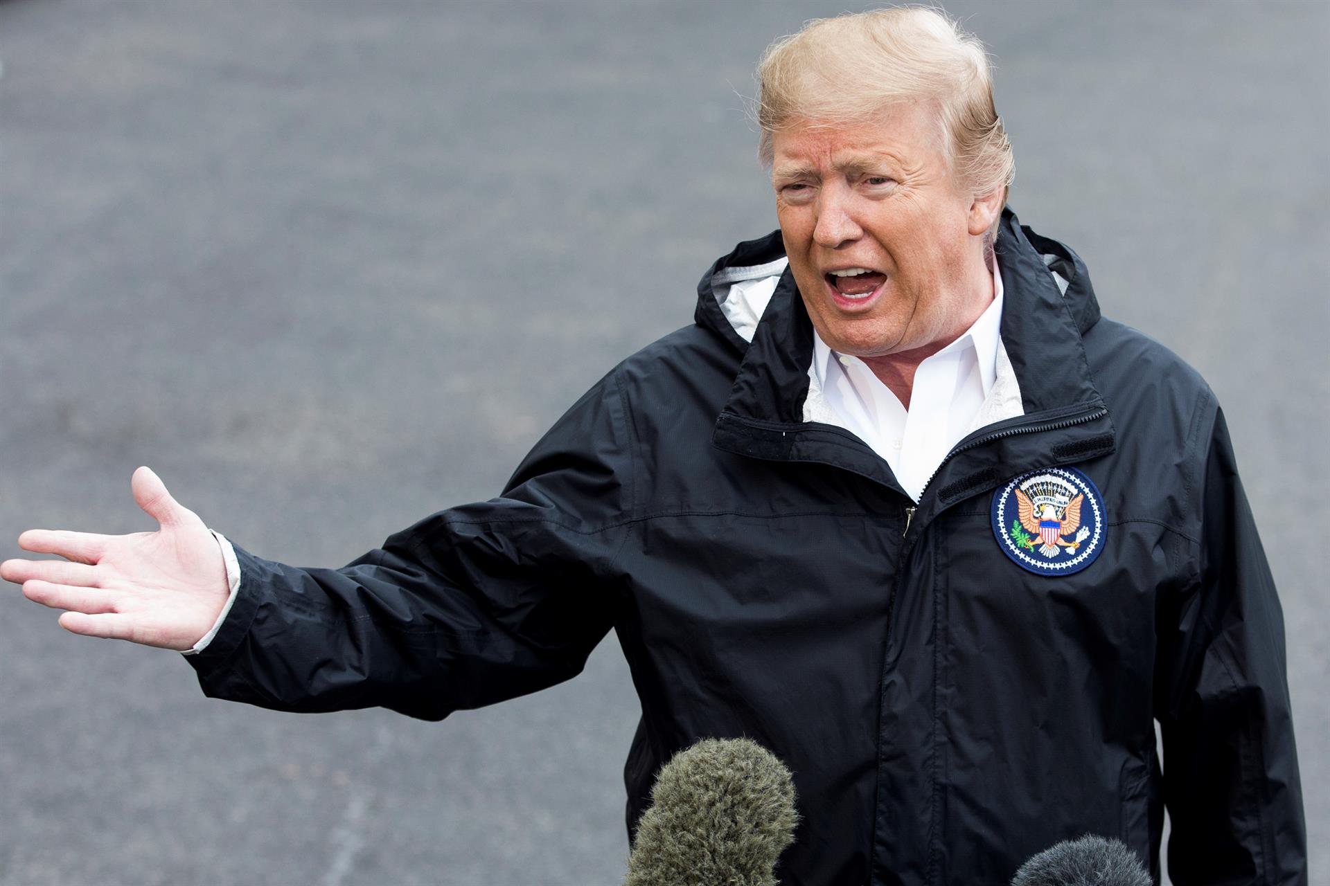 Documentos secretos y carpetas vacías, en inventario de lo requisado a Trump