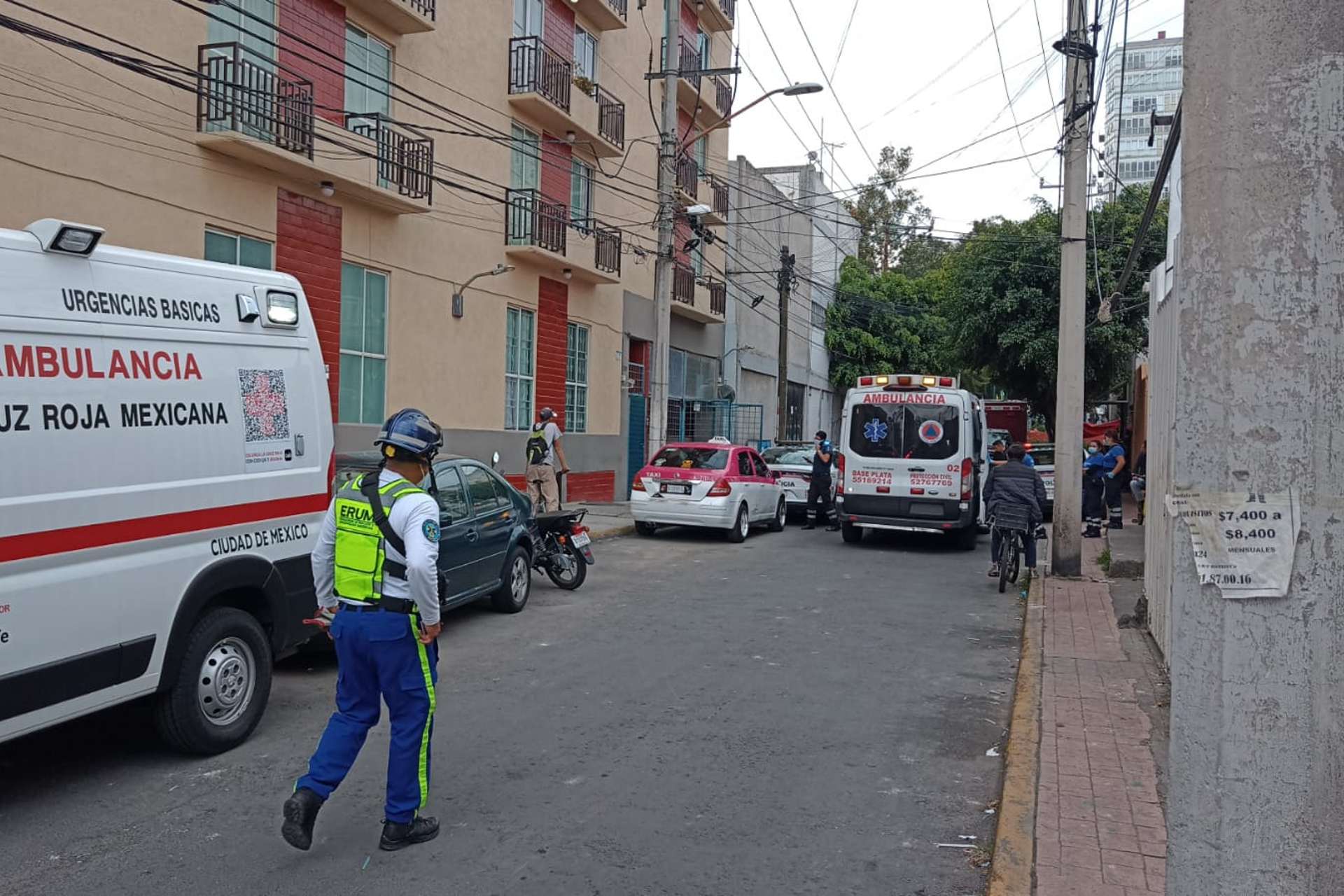 Tres personas muertas por intoxicación de gas en CDMX Tres personas muertas por intoxicación de gas en CDMX