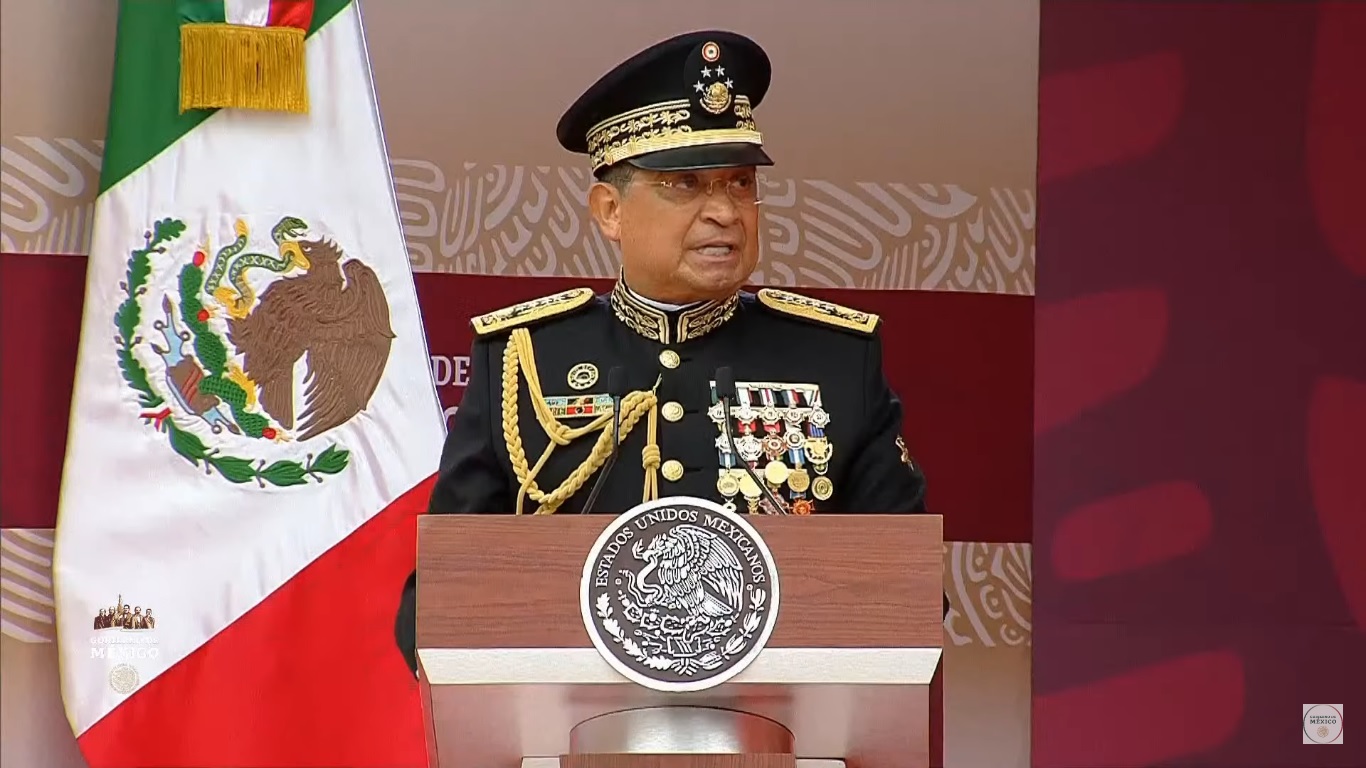 Sedena pide discernir de “comentarios tendenciosos” que buscan alejar a Fuerzas Armadas de la sociedad Sedena pide discernir de “comentarios tendenciosos” que buscan alejar a Fuerzas Armadas de la sociedad